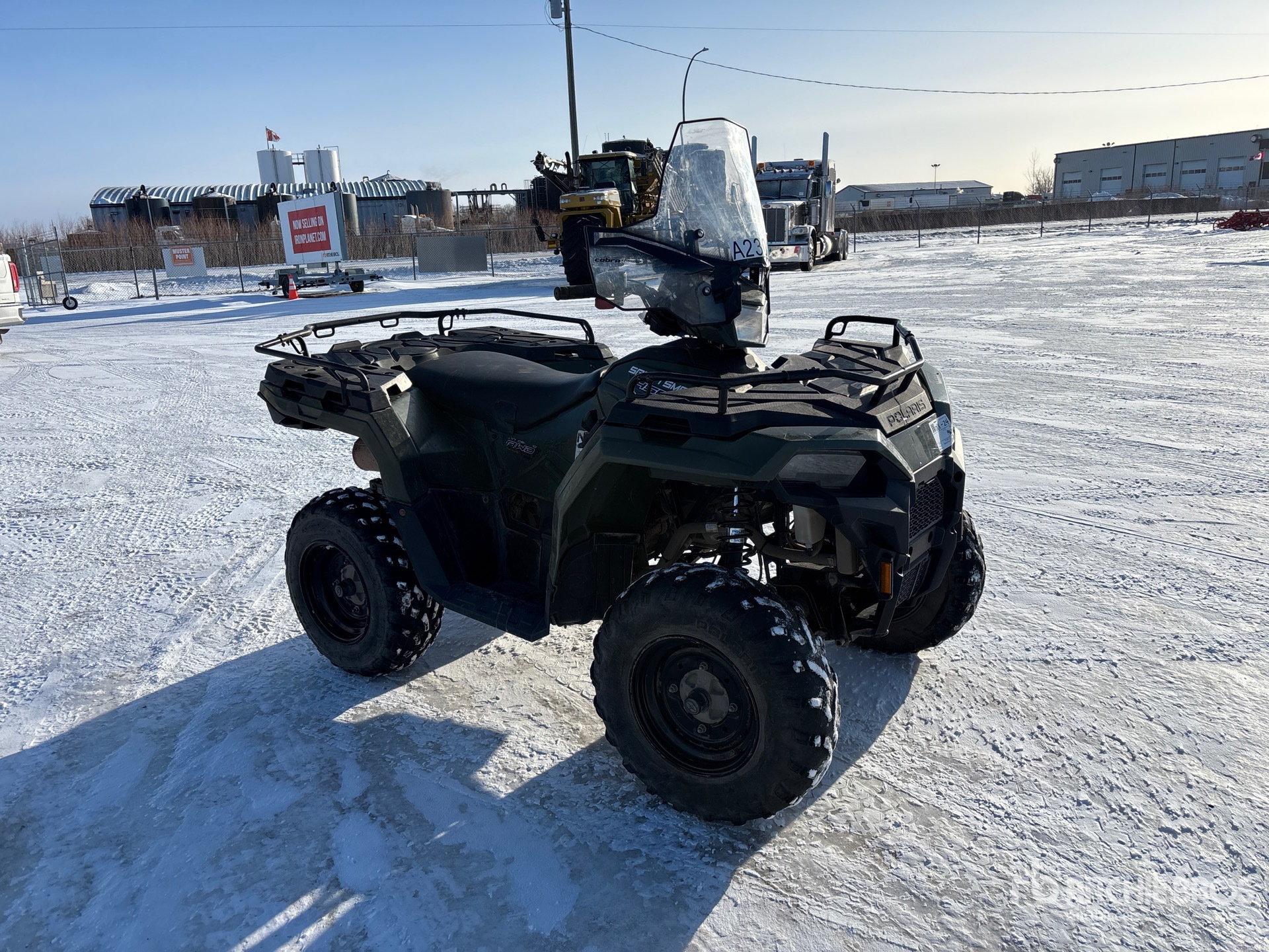 General Appearance with Image, coin avant droit