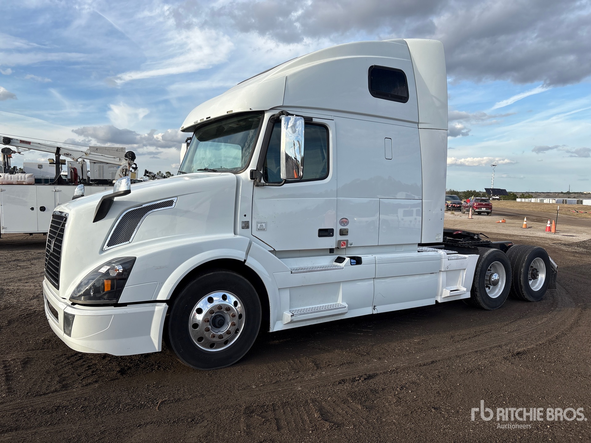 General Appearance with Picture, Left Front Corner