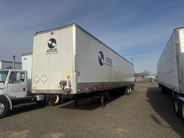 2023 Utility VS2DX 53 ft T/A Van Trailer