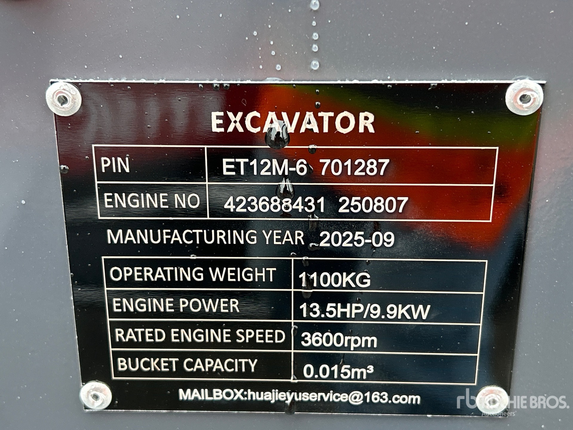 General Appearance with Numéro de série/Numéro d'identification du véhicule automobile
