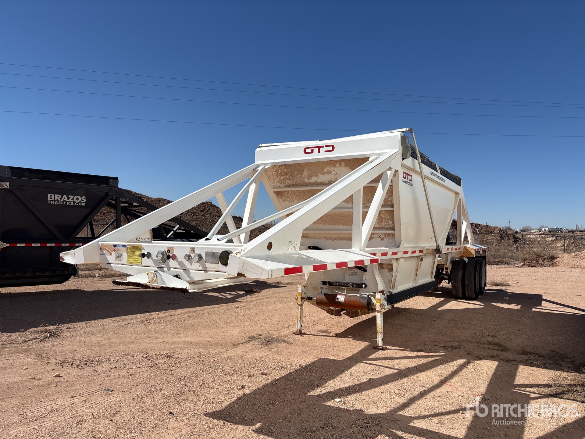 General Appearance with Featured Photo