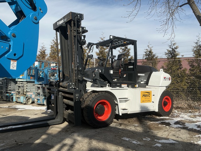 2025 Doosan D100S-9 19750 lb 4x2 Rough Terrain Forklift