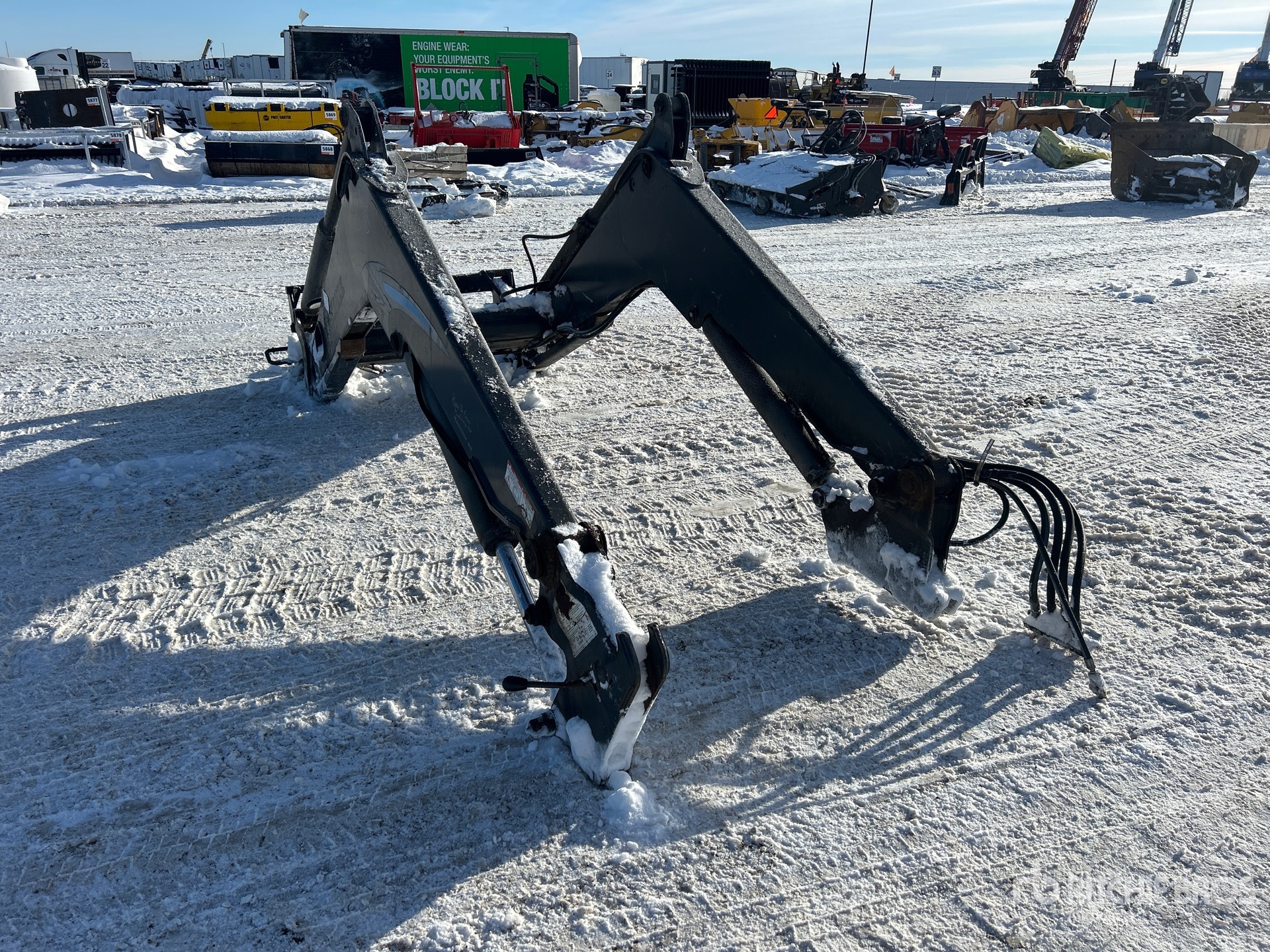 General Appearance with Bild, Ecke vorne rechts