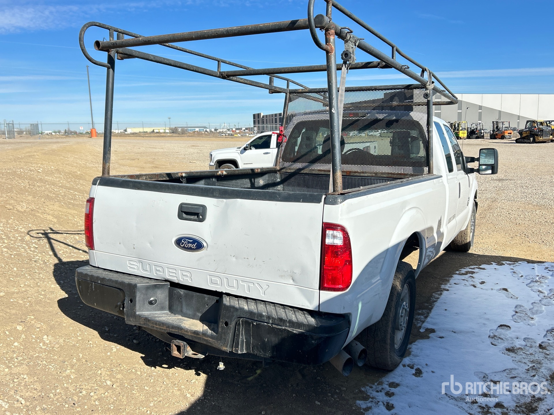 General Appearance with Imagen: esquina trasera derecha