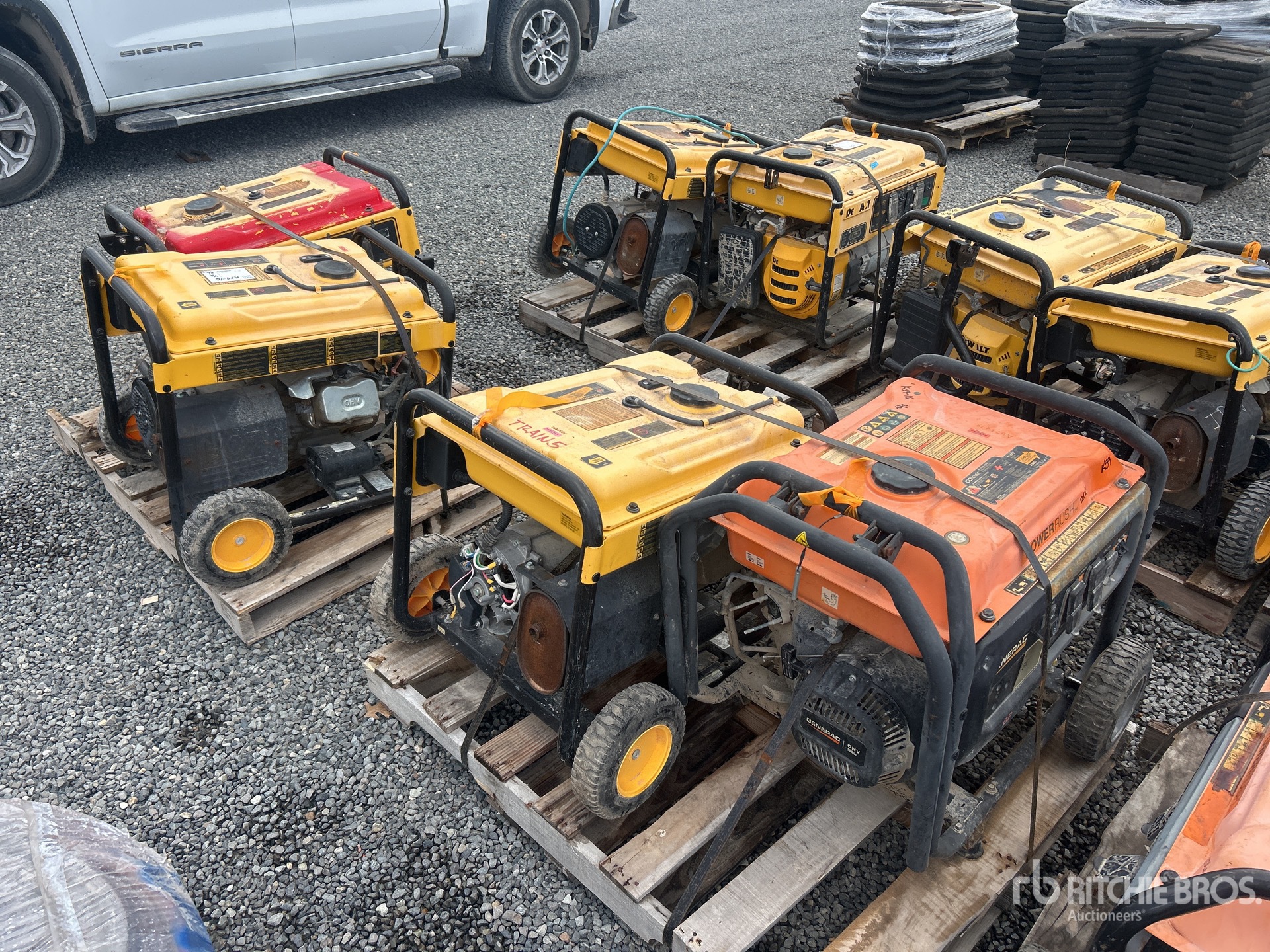 General Appearance with Picture, Right Rear Corner