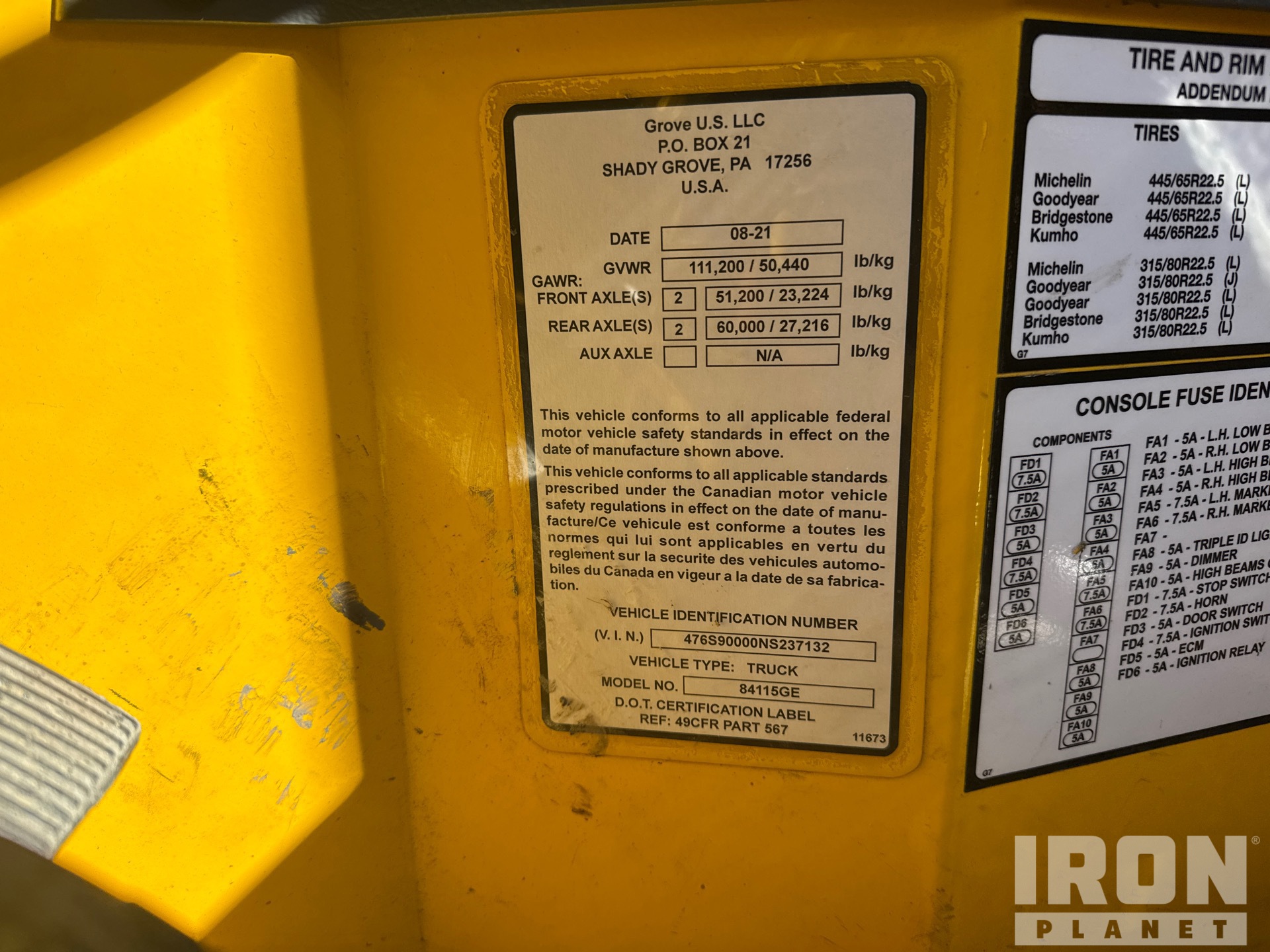 General Appearance with Numéro de série/Numéro d'identification du véhicule automobile