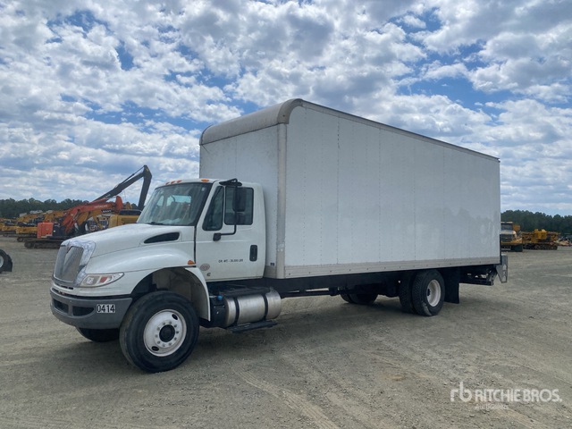 2019 International 4300 4x2 Van Truck
