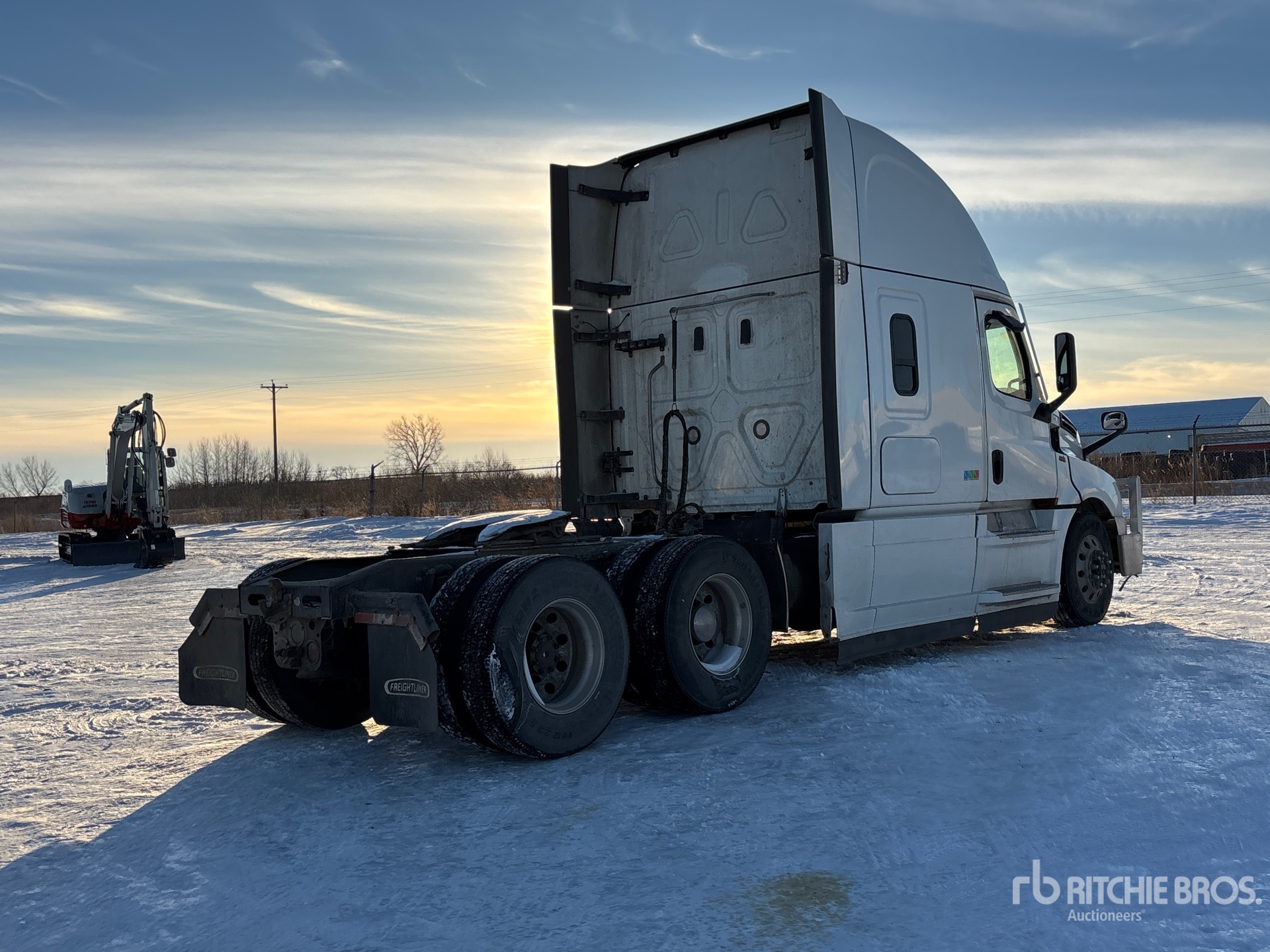 General Appearance with Bild, Ecke hinten rechts