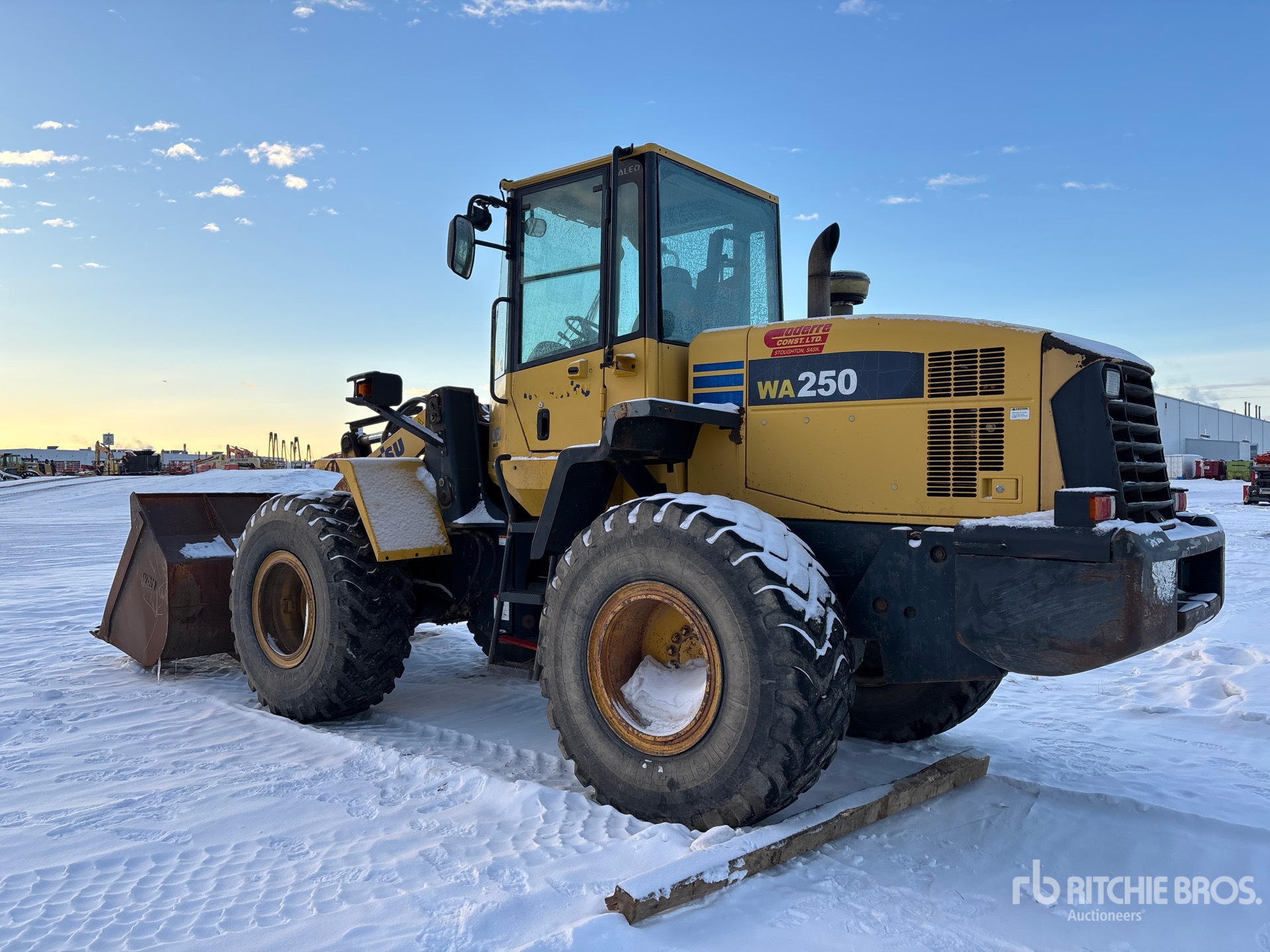 Aspect général with Image, coin arrière gauche