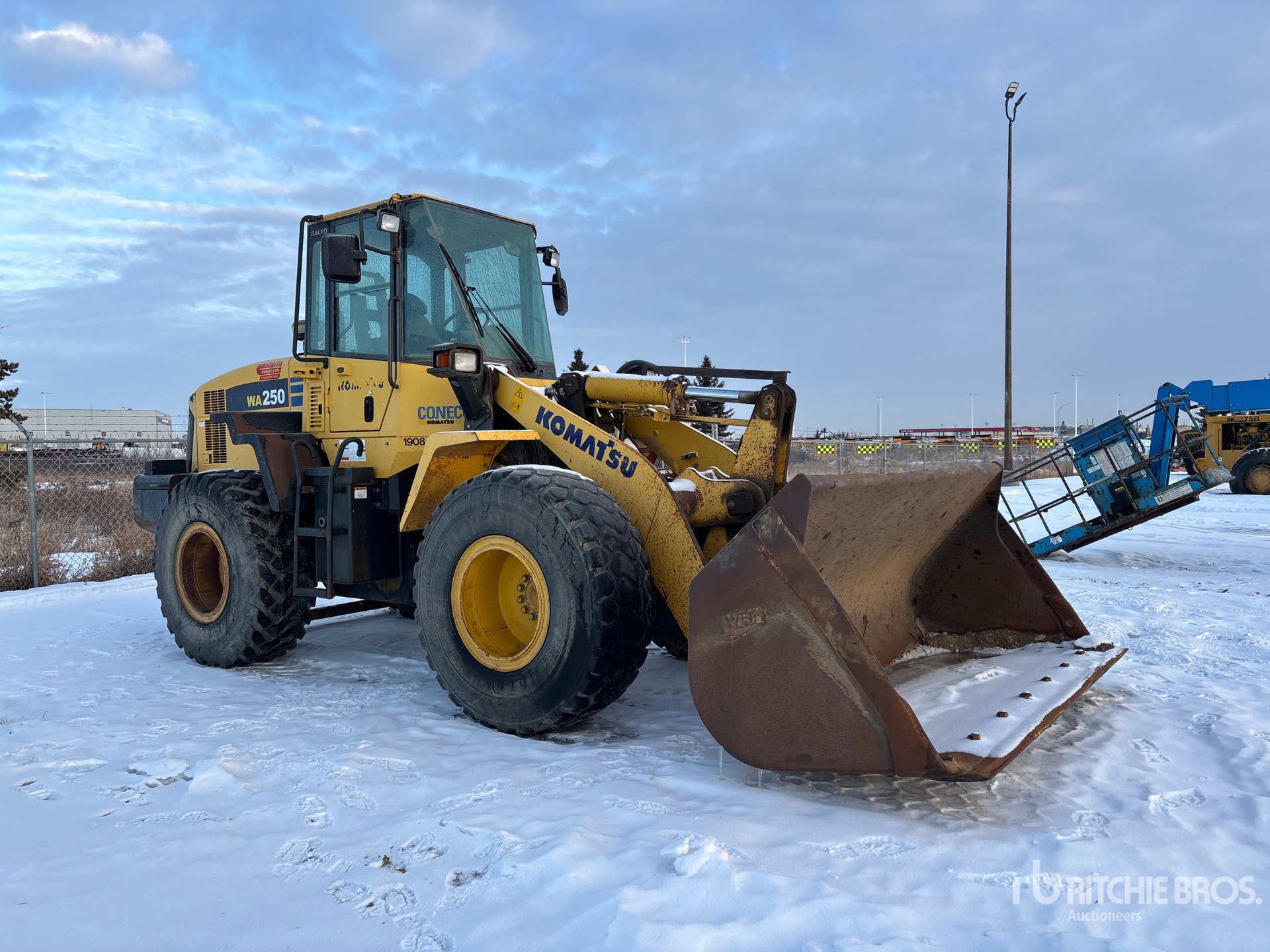 Aspect général with Image, coin avant droit