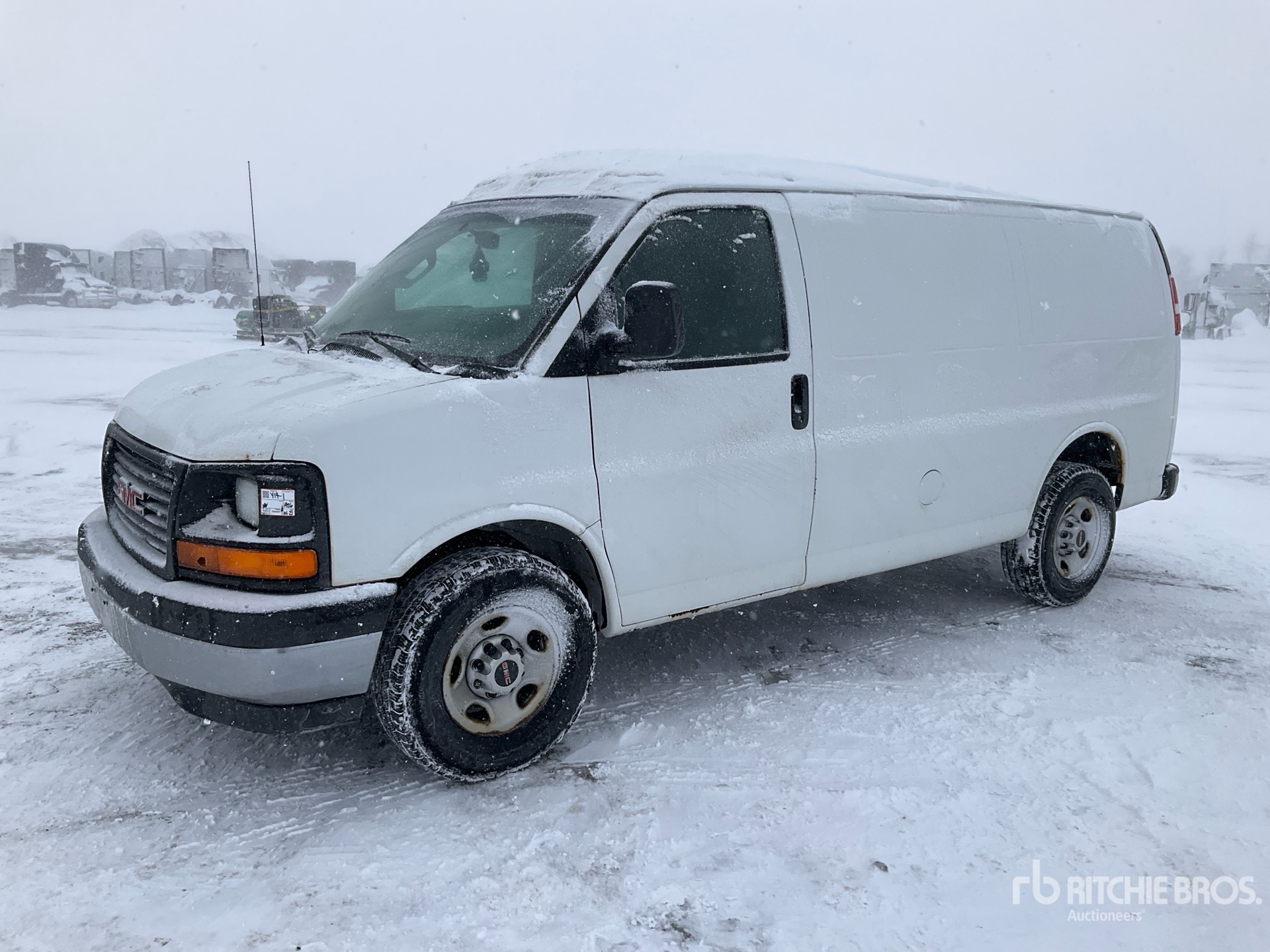 General Appearance with Picture, Left Front Corner