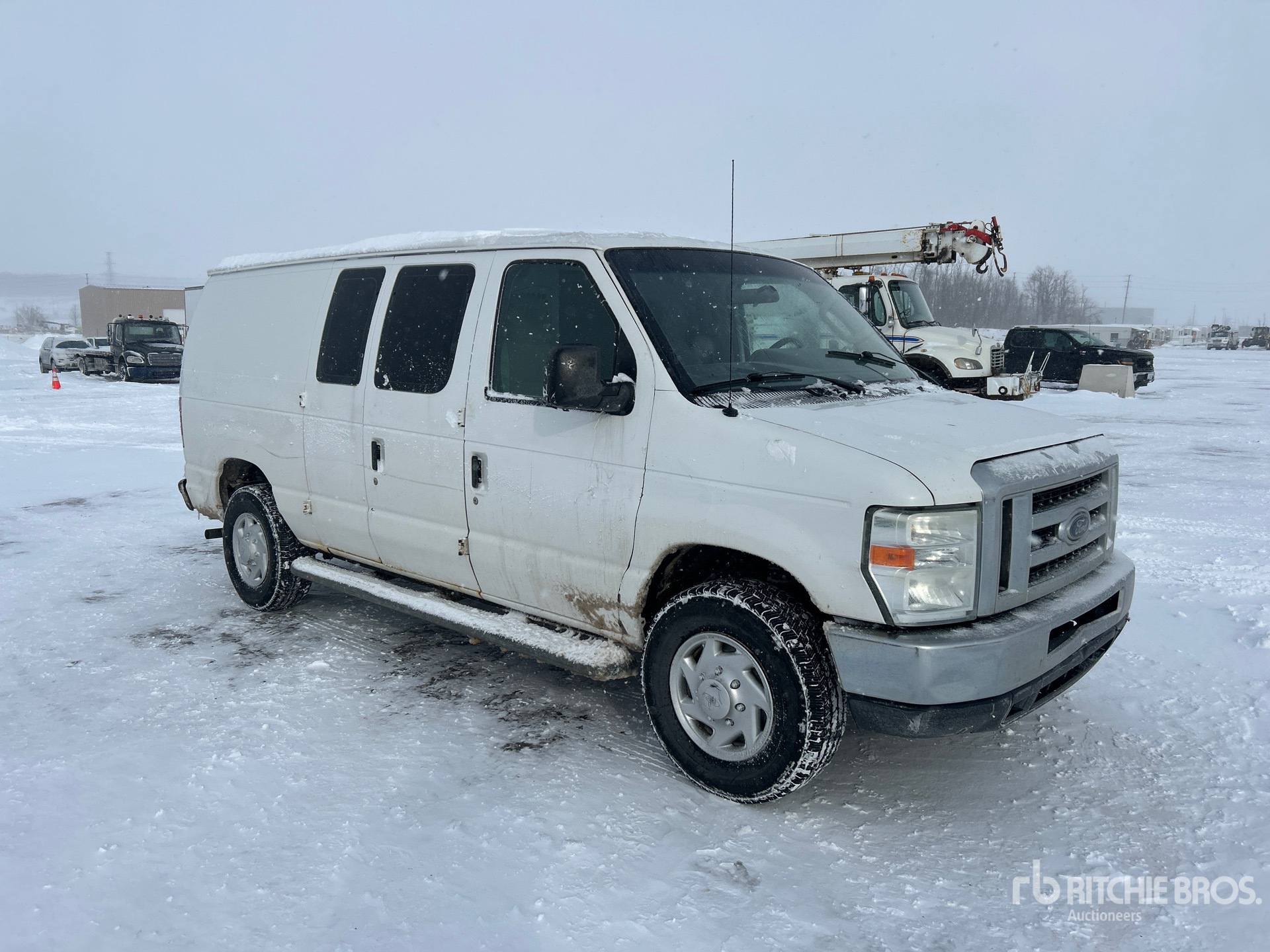 Aspect général with Image, coin avant droit