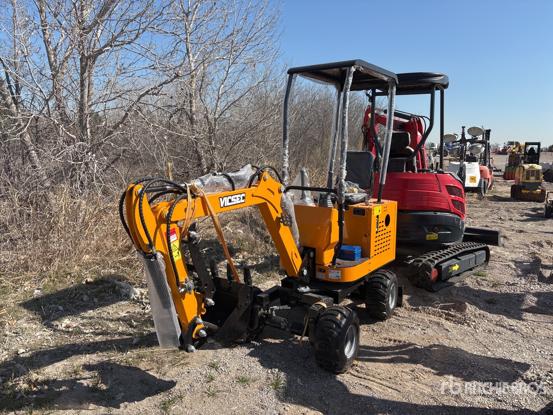 General Appearance with Featured Photo