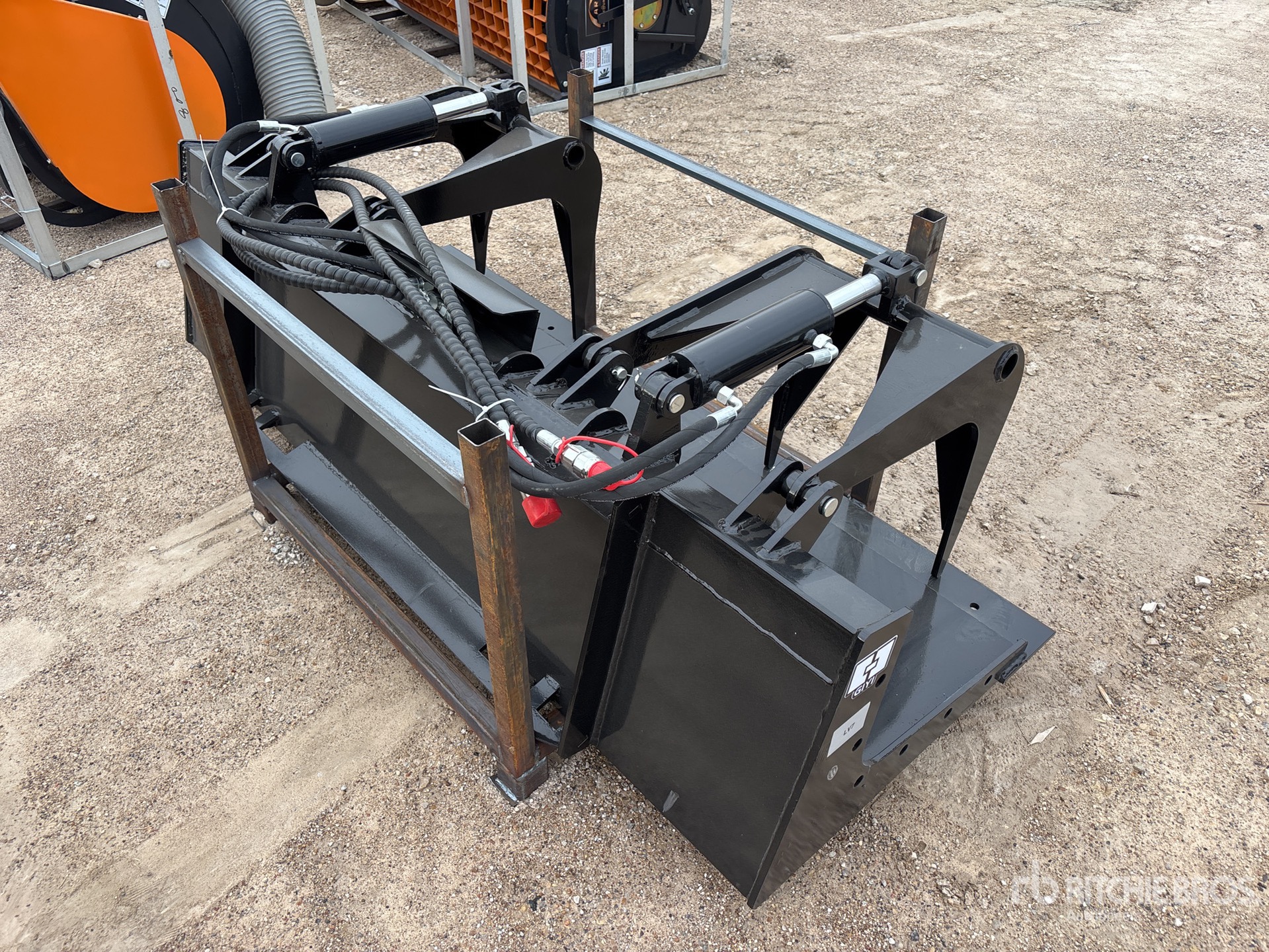 General Appearance with Foto, angolo anteriore sinistro