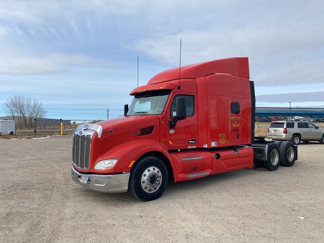 2018 Peterbilt 579 6x4 T/A Sleeper Truck Tractor