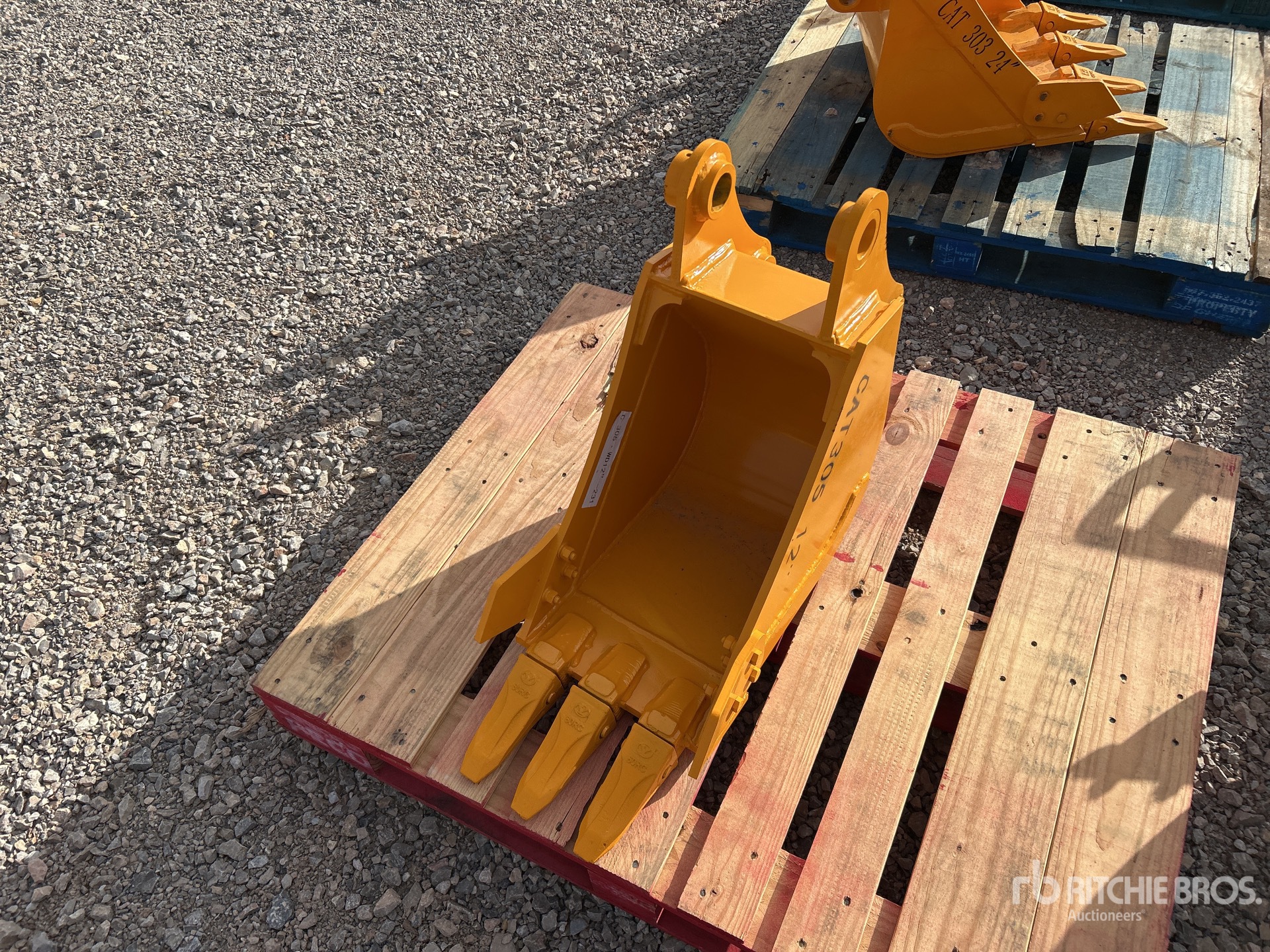 General Appearance with Image, coin avant gauche