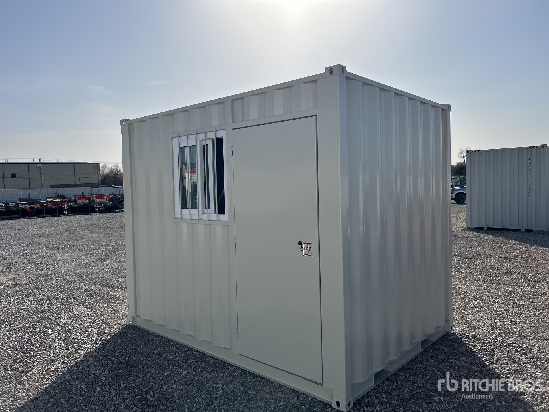 General Appearance with Bild, Ecke hinten links