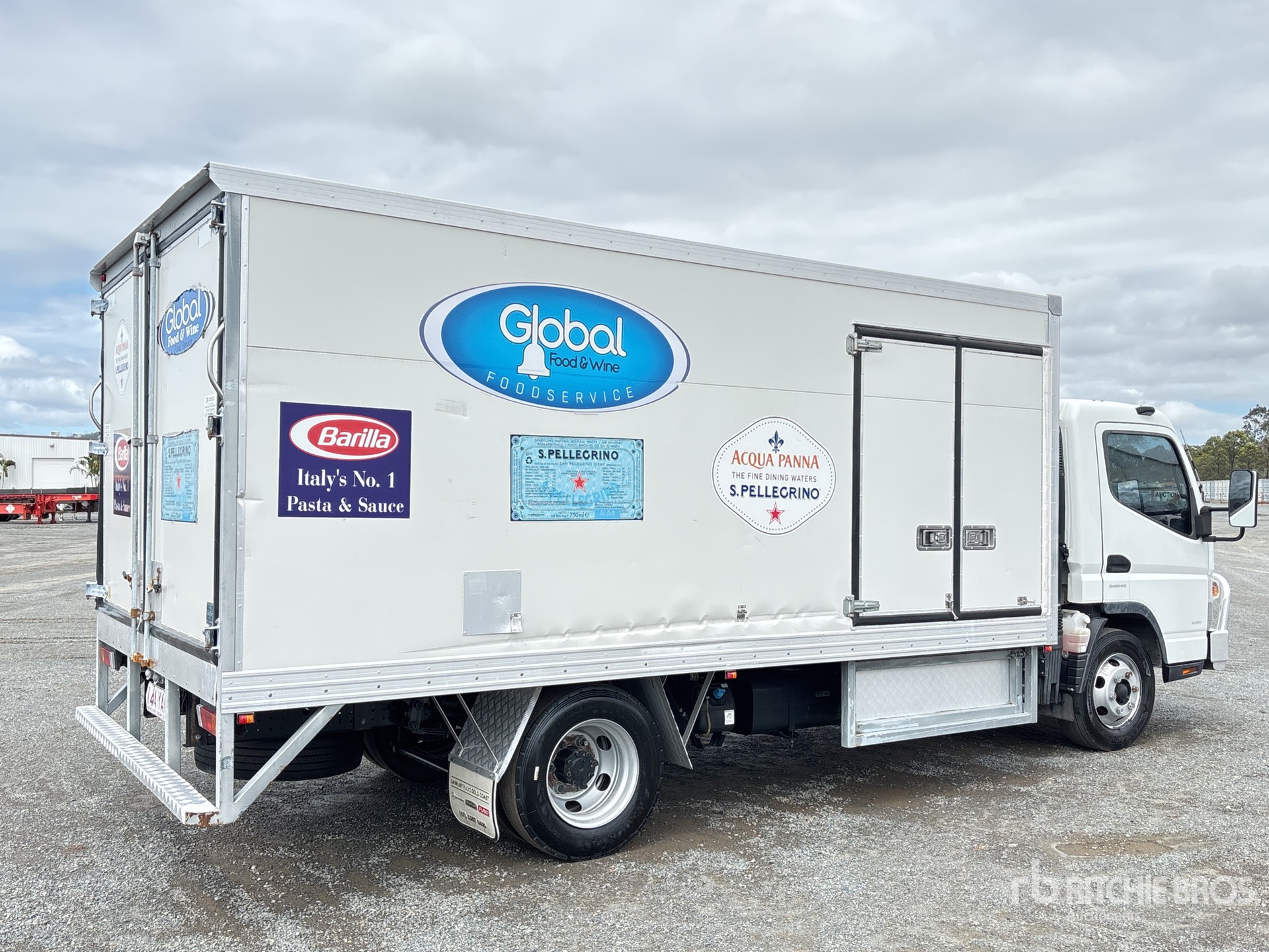 General Appearance with Image, coin arrière gauche