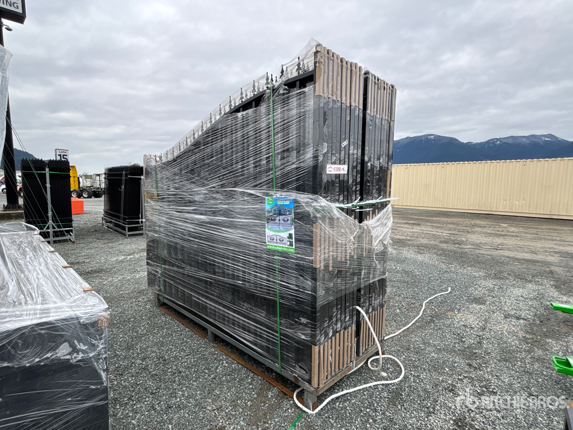 General Appearance with Picture, Left Front Corner