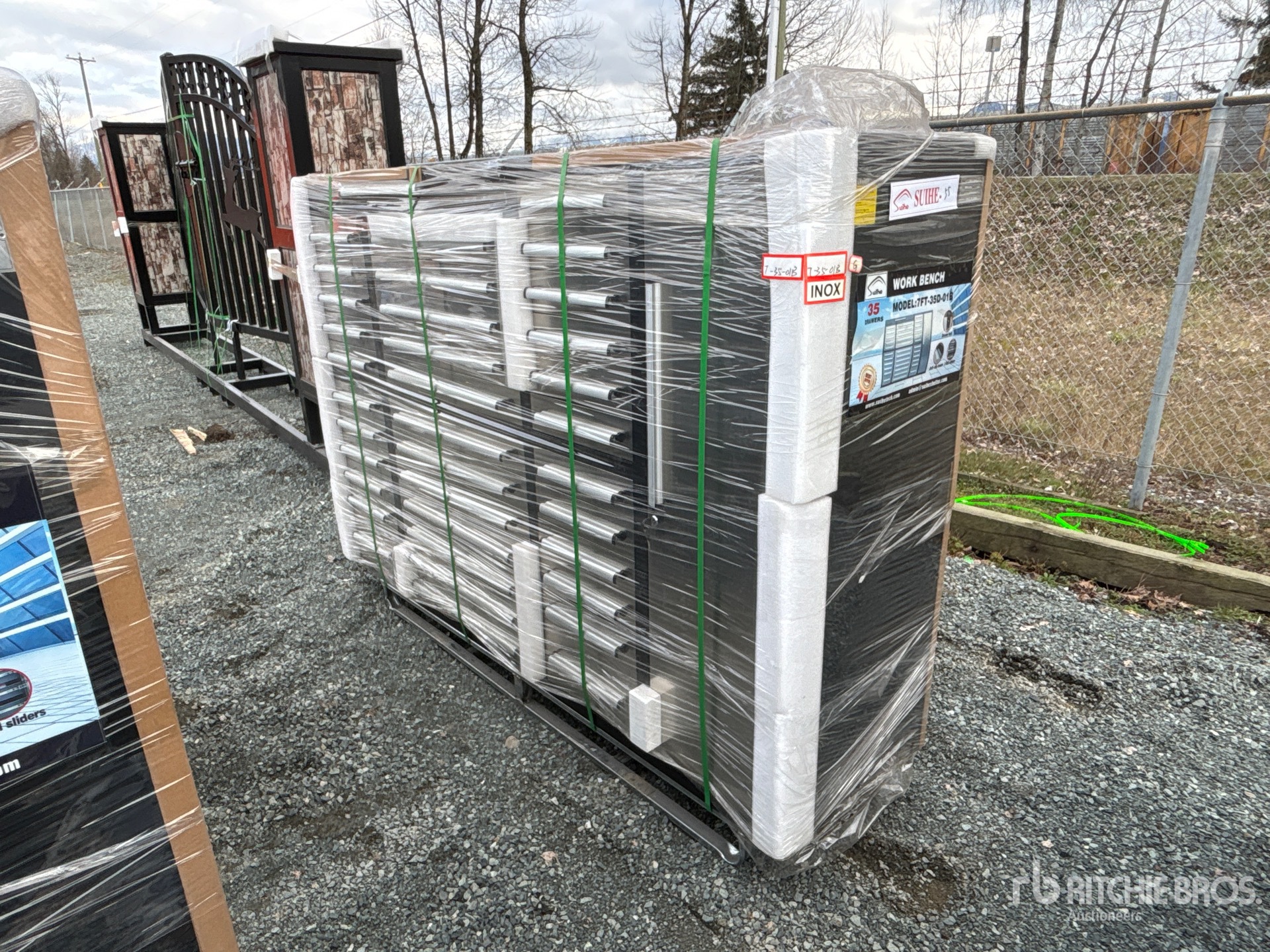 General Appearance with Picture, Left Front Corner