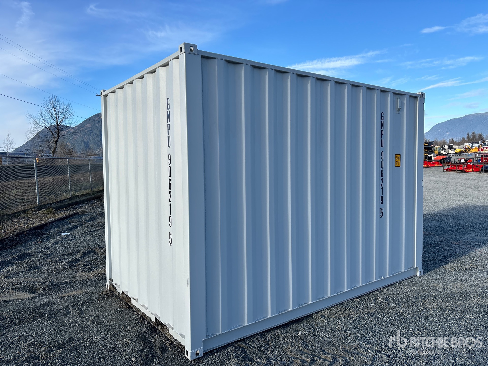 General Appearance with Bild, Ecke hinten rechts