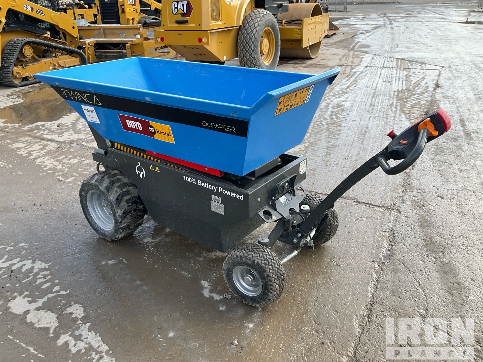 General Appearance with Picture, Right Front Corner