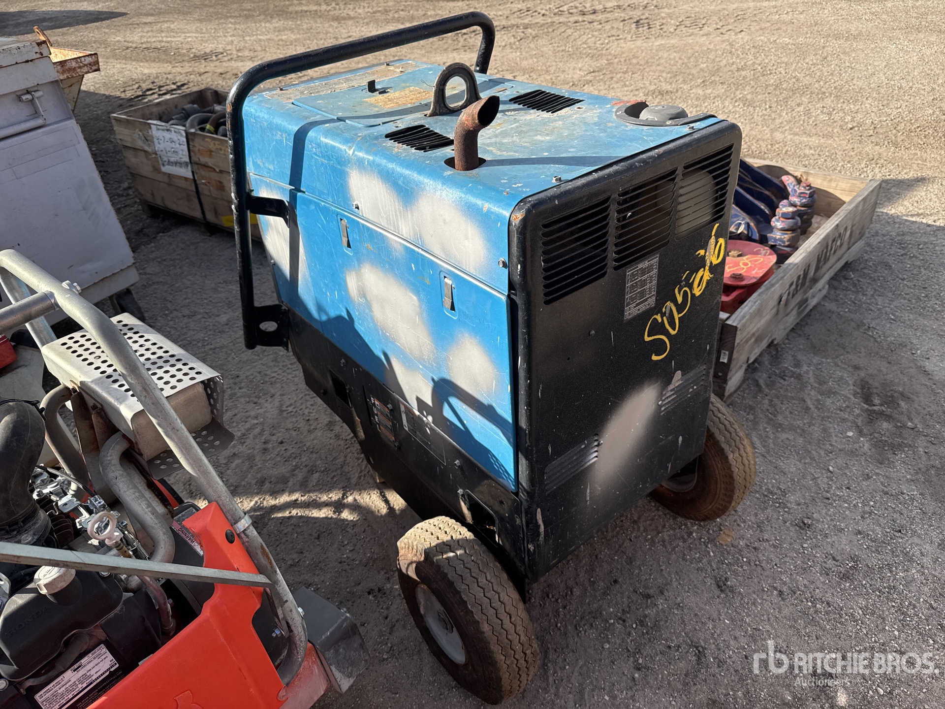 General Appearance with Bild, Ecke vorne rechts