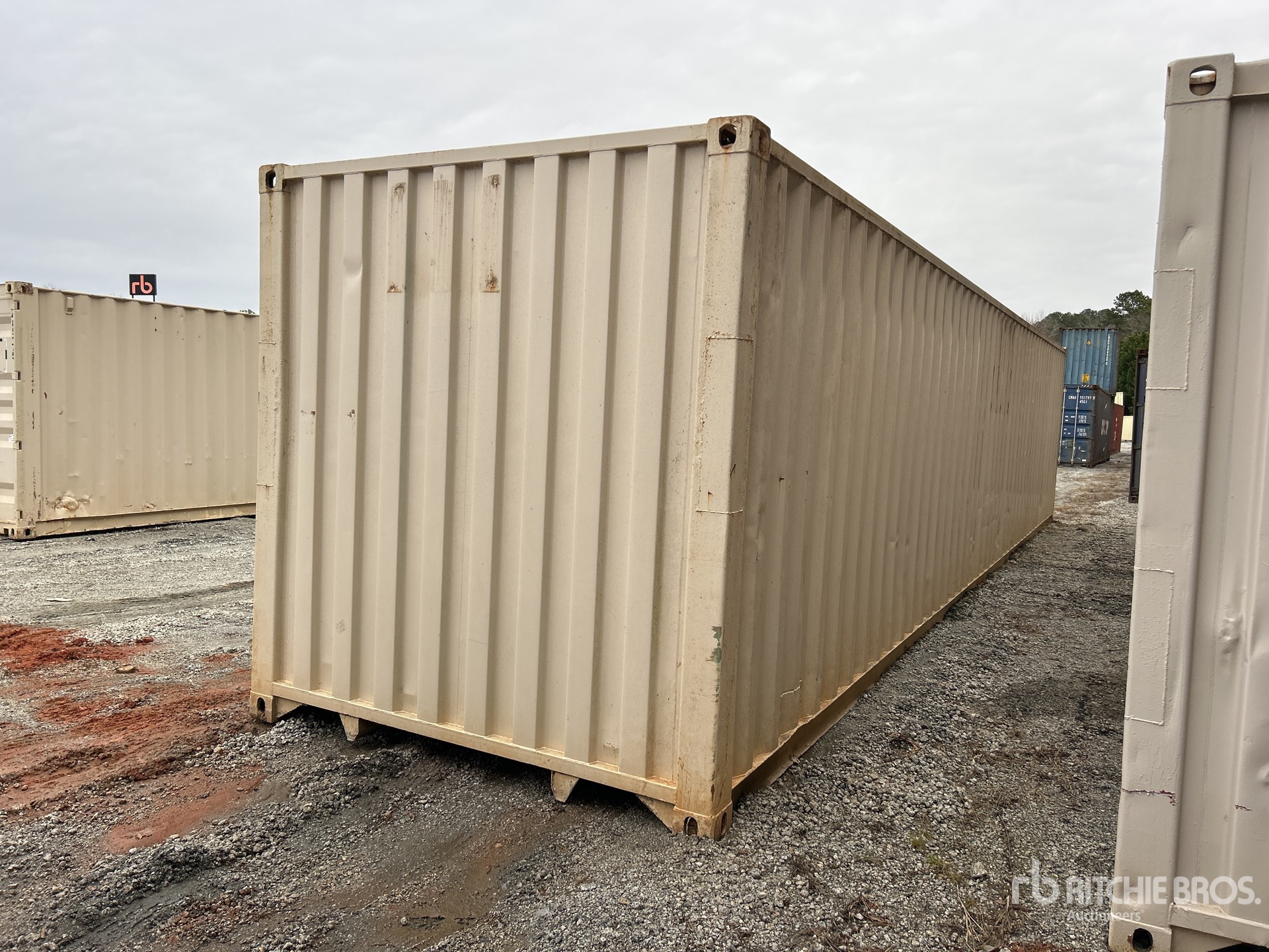 General Appearance with Bild, Ecke hinten rechts