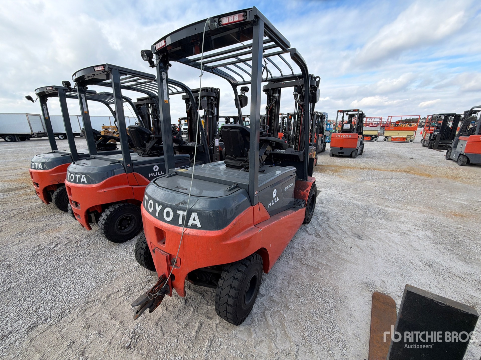 General Appearance with Foto, angolo anteriore sinistro