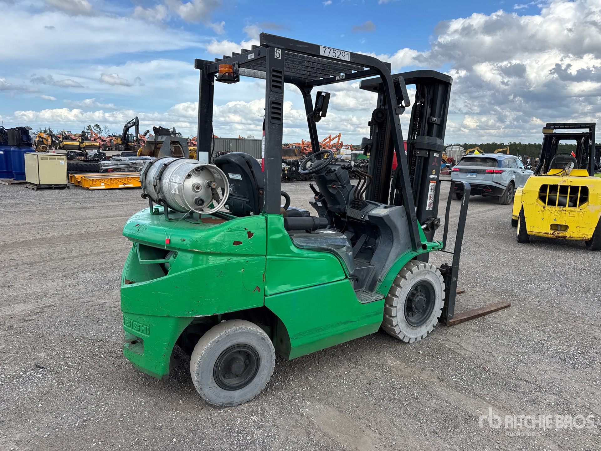 Aspect général with Image, coin arrière droit