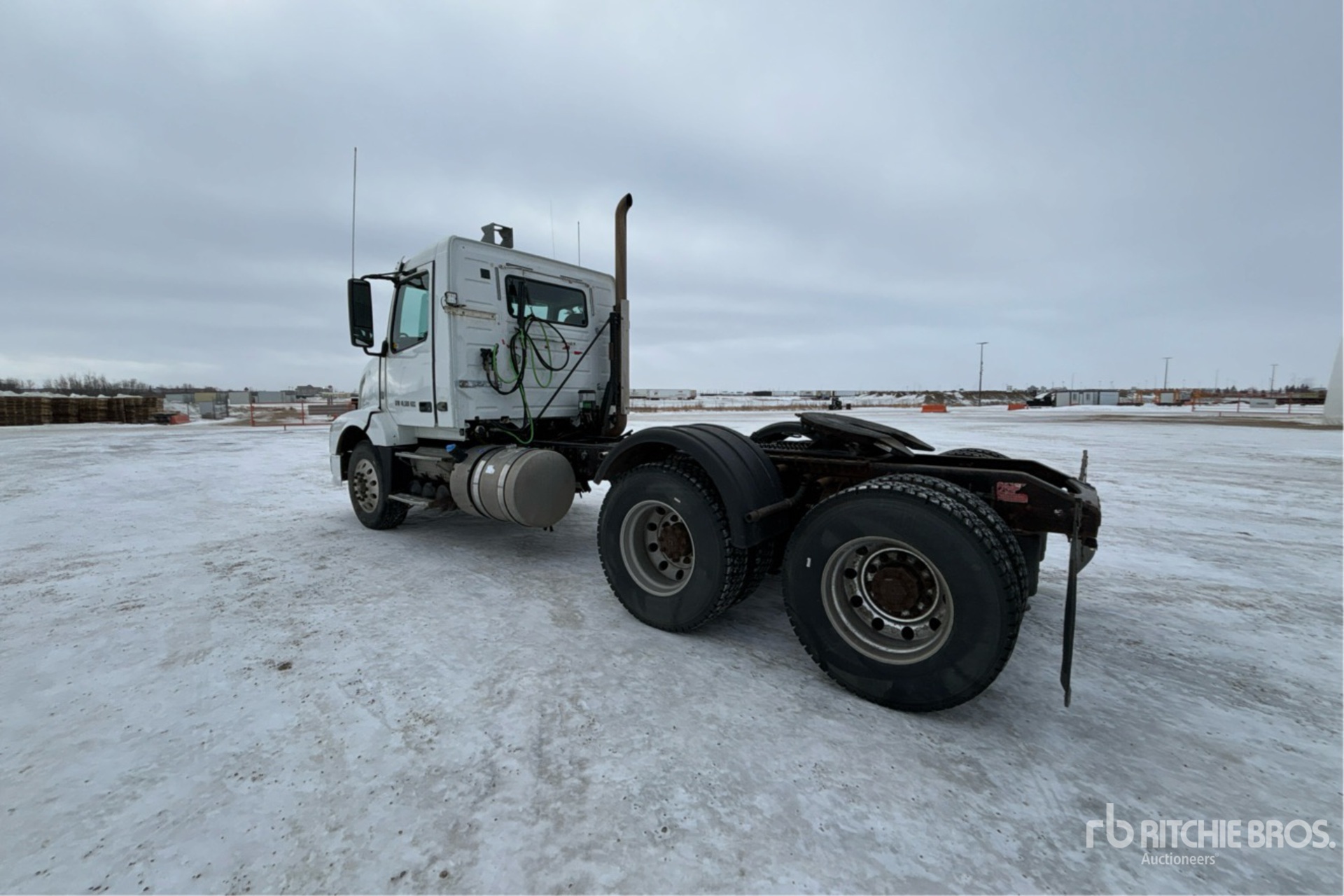 Aspect général with Image, coin arrière gauche