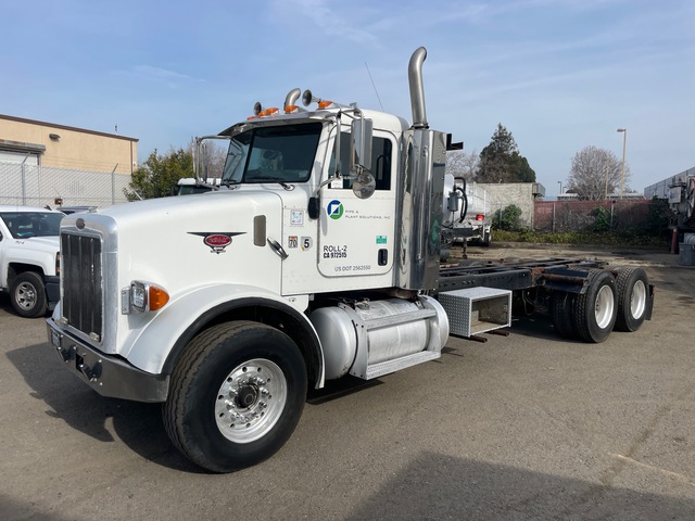 2006 Peterbilt 357 6x4 Cab and Chassis