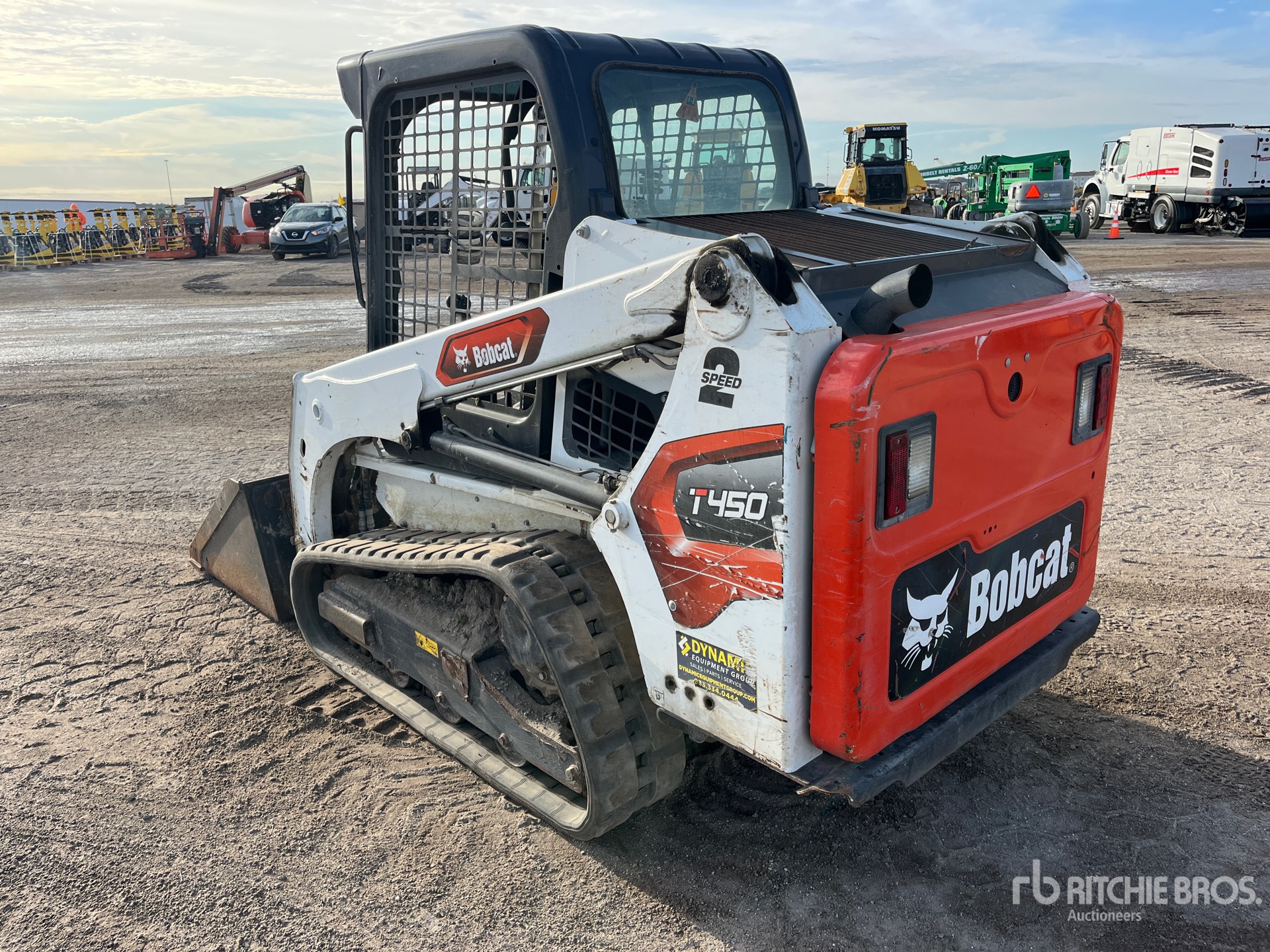 General Appearance with Foto, angolo posteriore sinistro