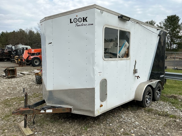 2015 LGS 15 ft T/A Enclosed Trailer
