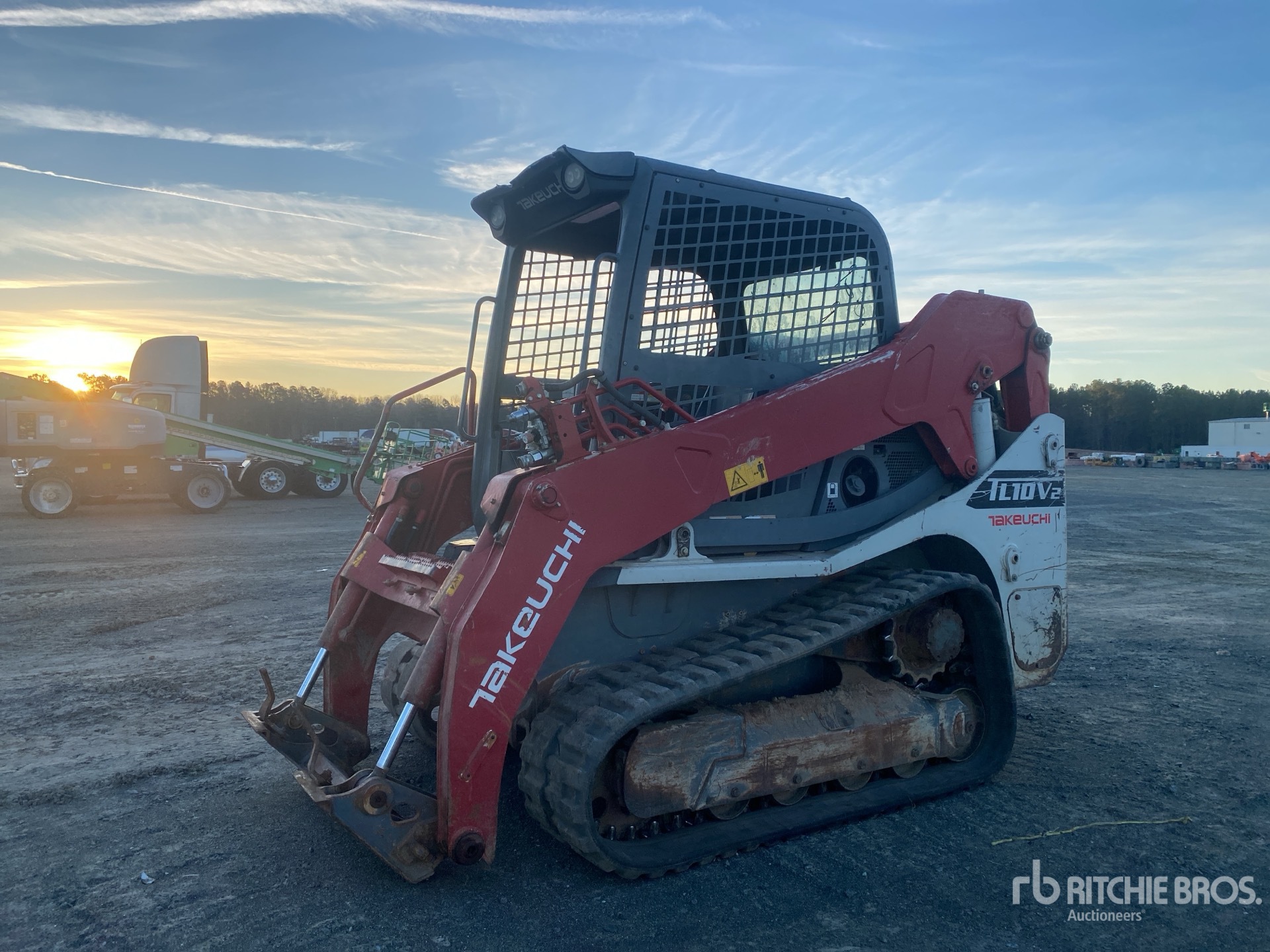 General Appearance with Bild, Ecke vorne links