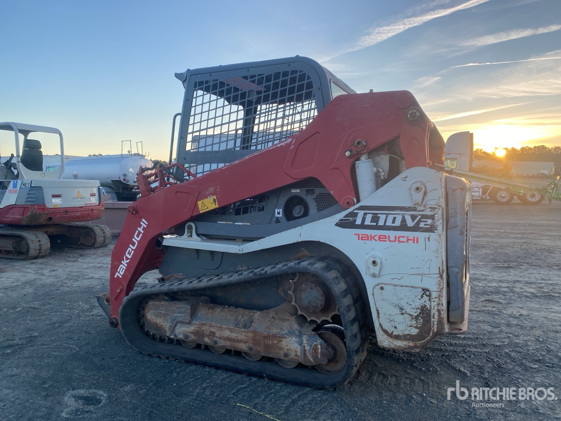 General Appearance with Bild, Ecke hinten links