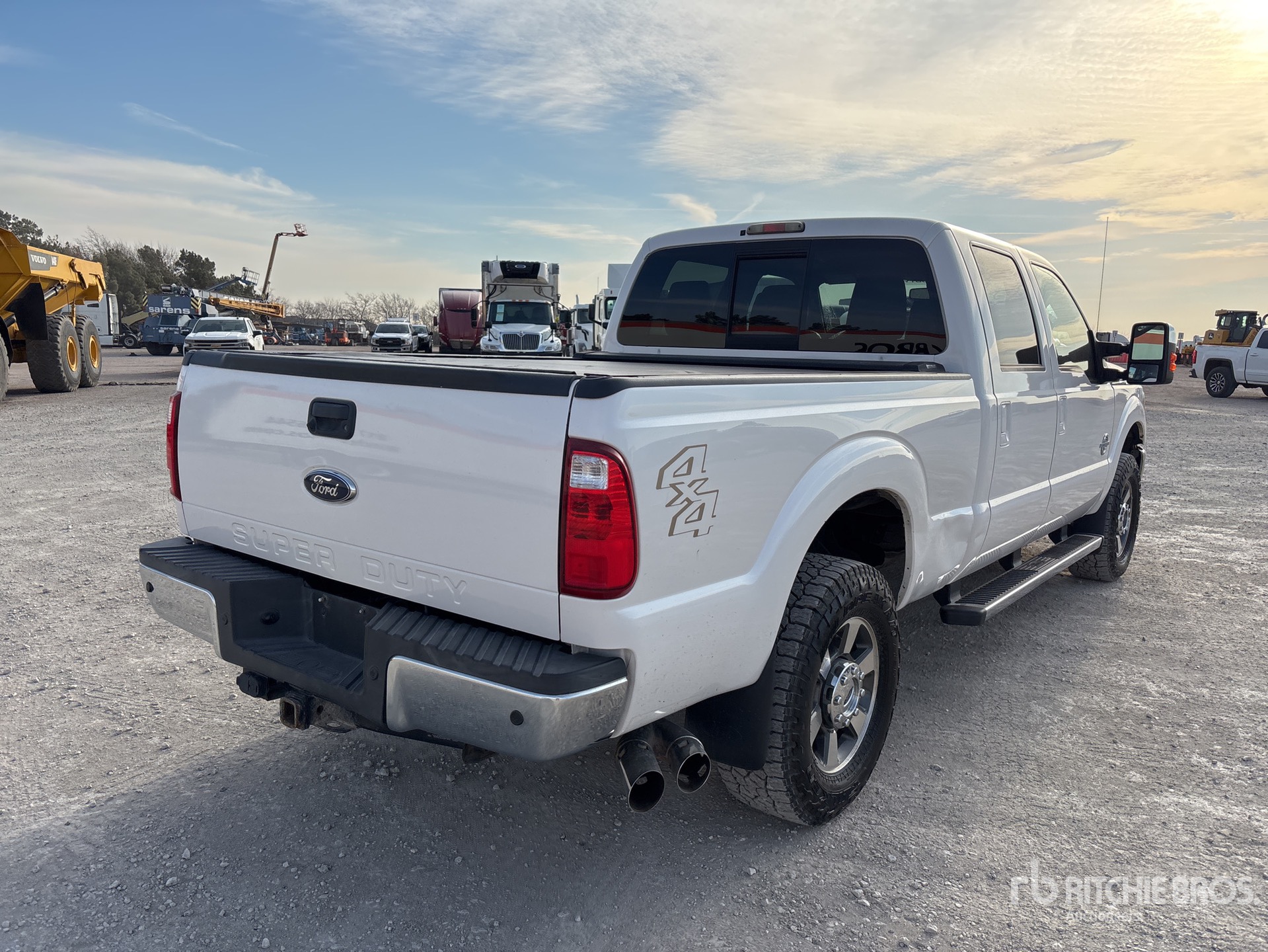 General Appearance with Imagen: esquina trasera derecha