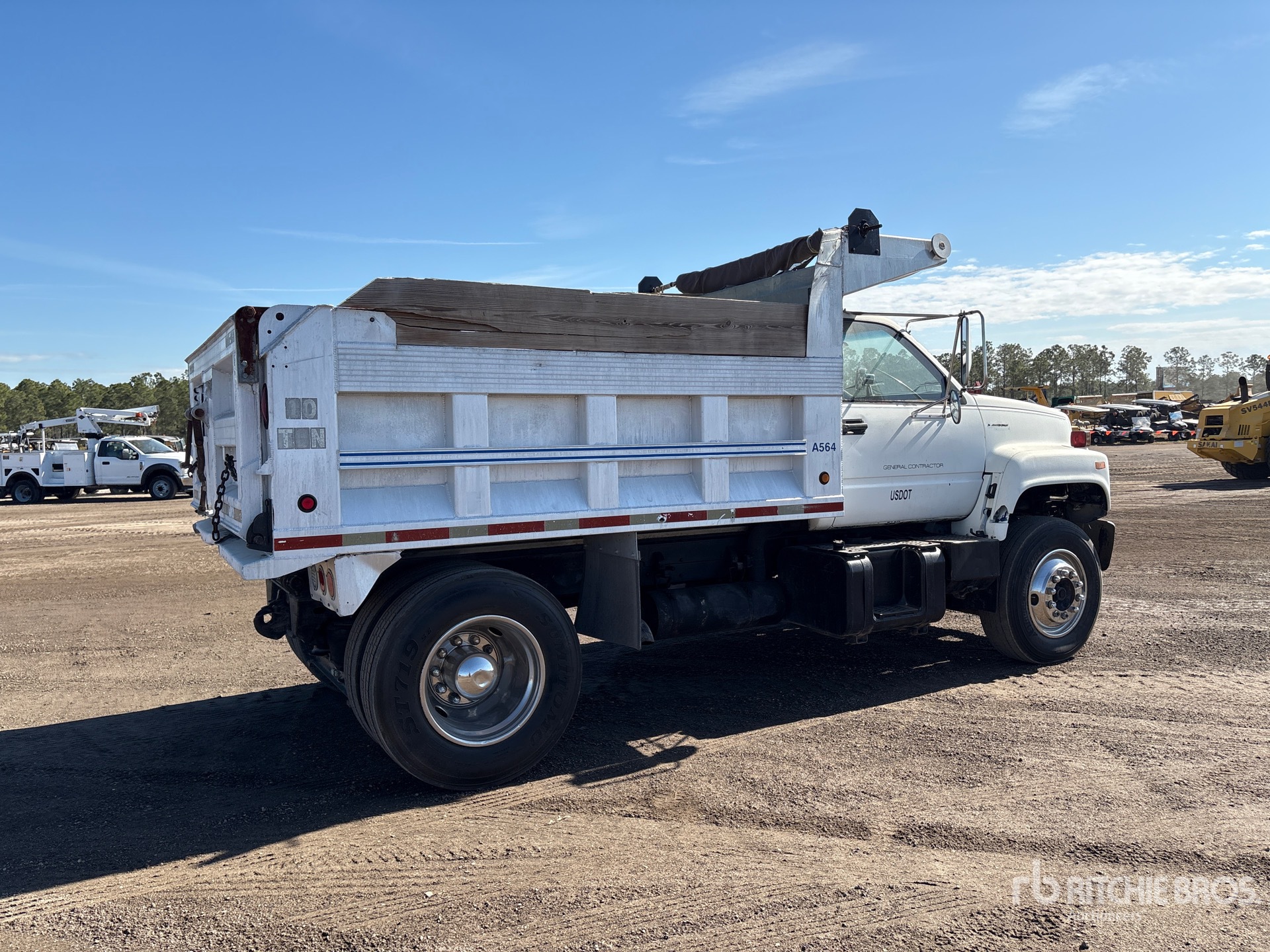 General Appearance with Bild, Ecke hinten rechts