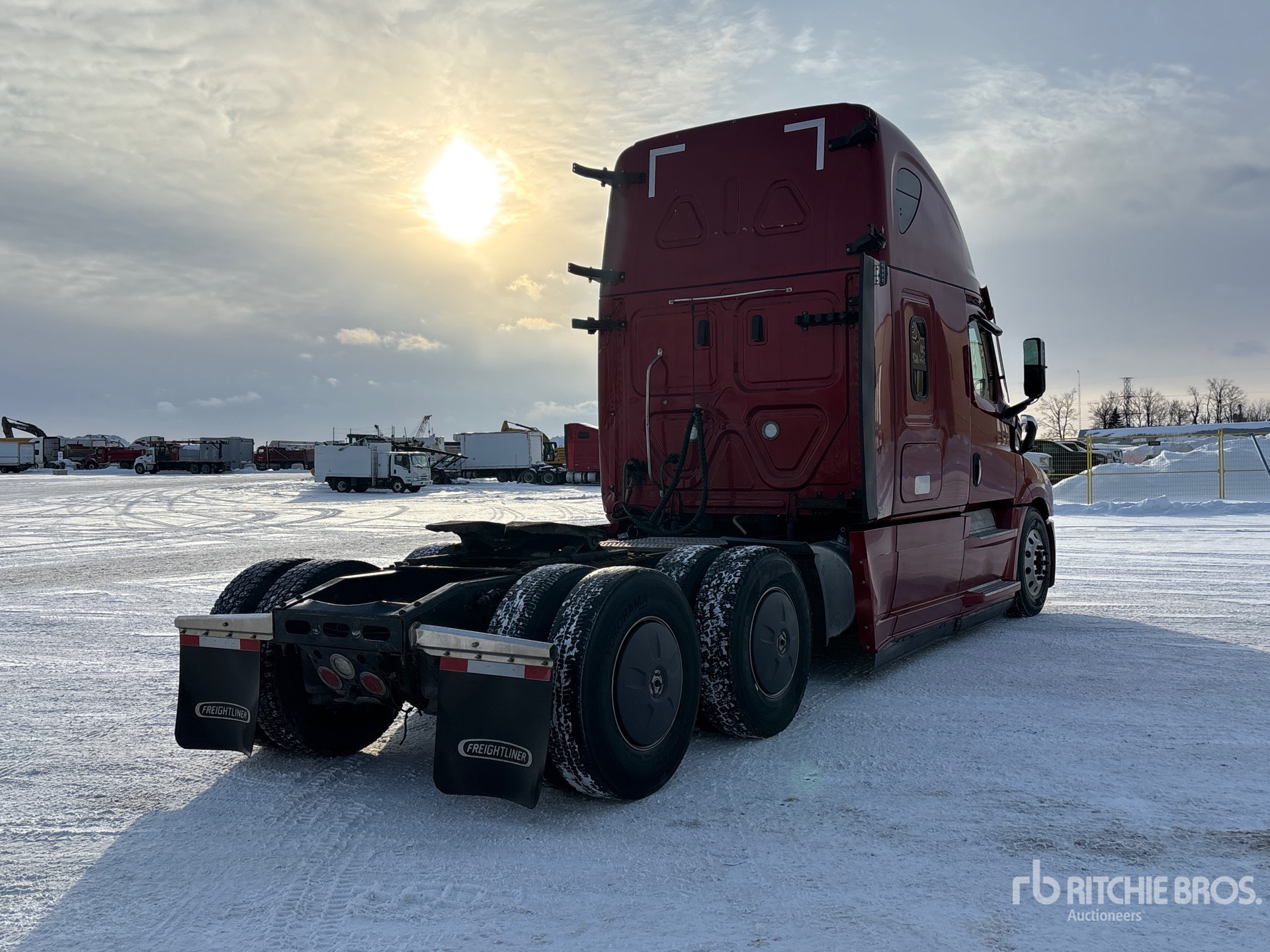 General Appearance with Bild, Ecke hinten rechts
