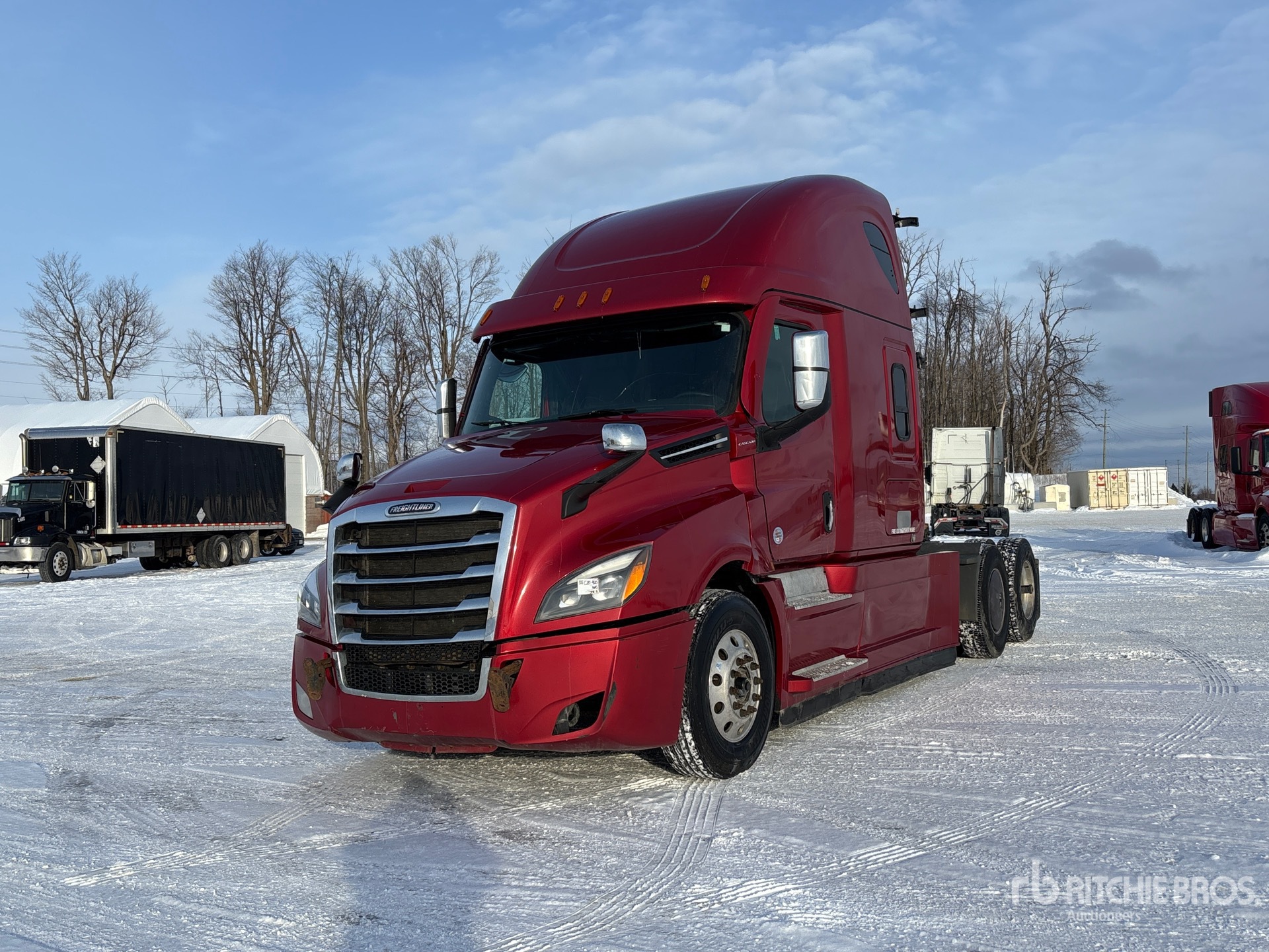 General Appearance with Bild, Ecke vorne links