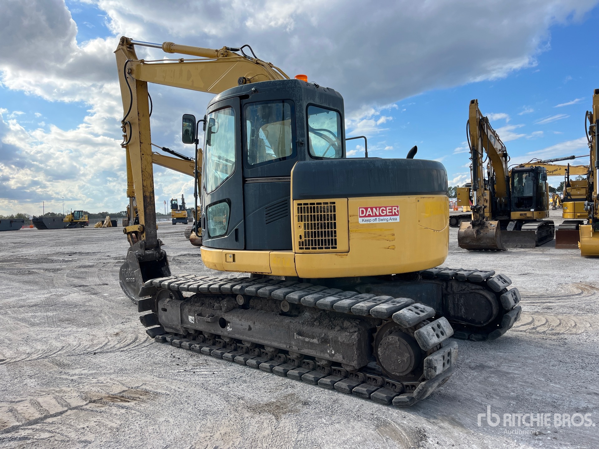 General Appearance with Bild, Ecke hinten links