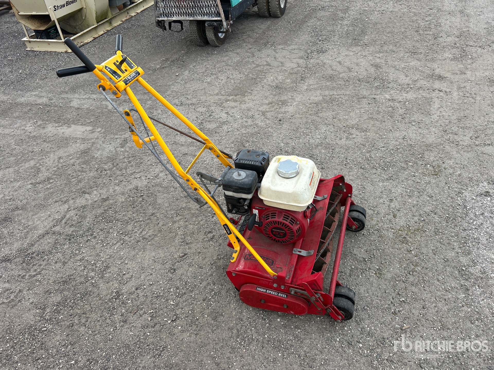 General Appearance with Bild, Ecke vorne rechts