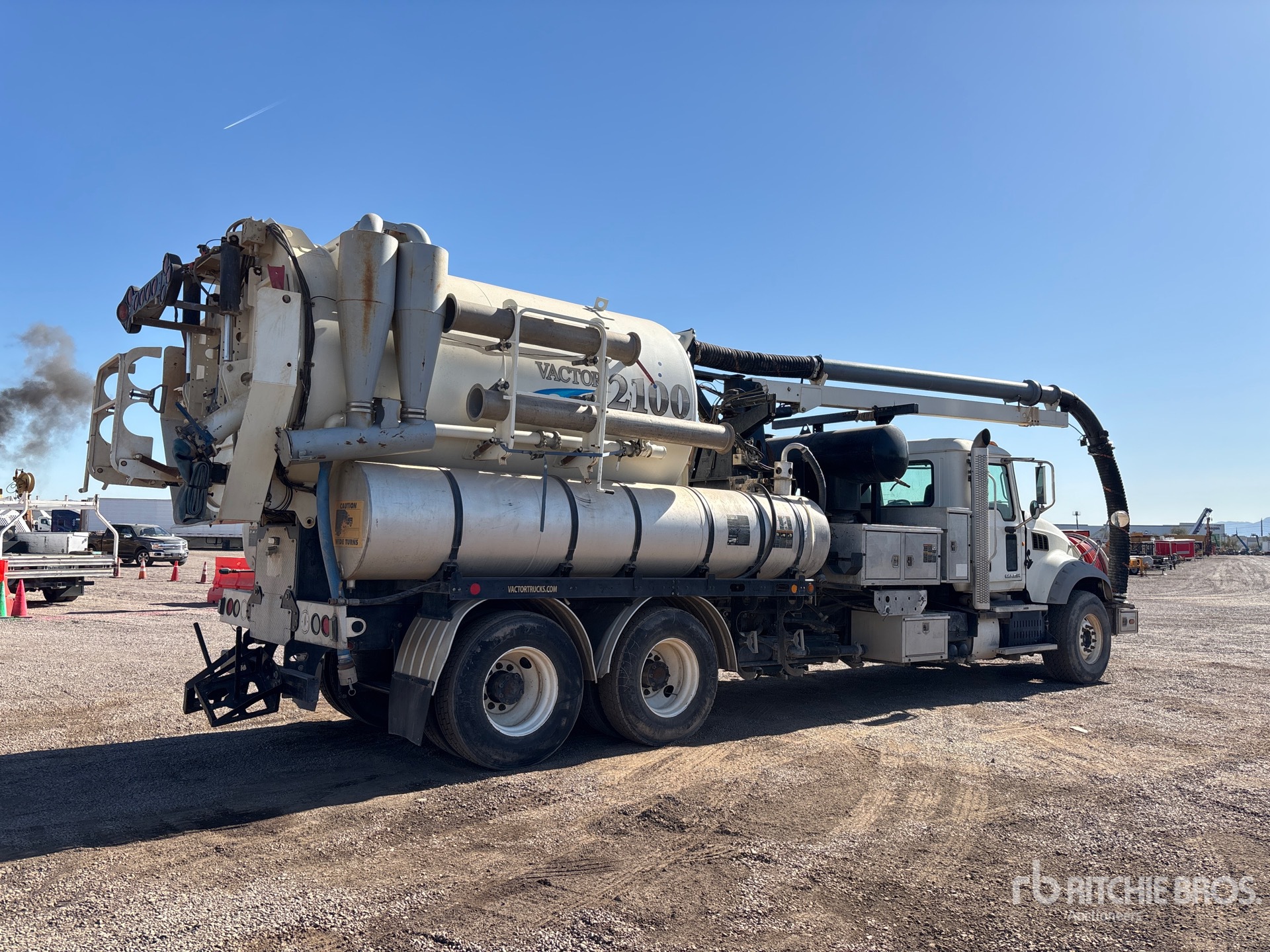 General Appearance with Imagen: esquina trasera derecha