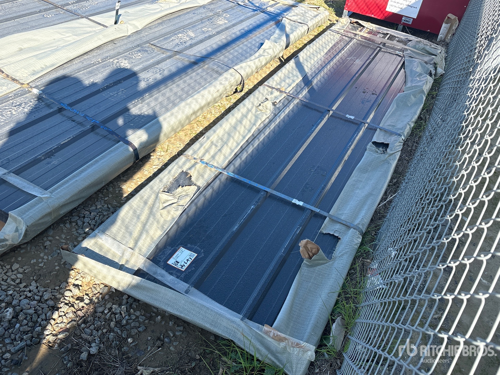 General Appearance with Bild, Ecke vorne rechts