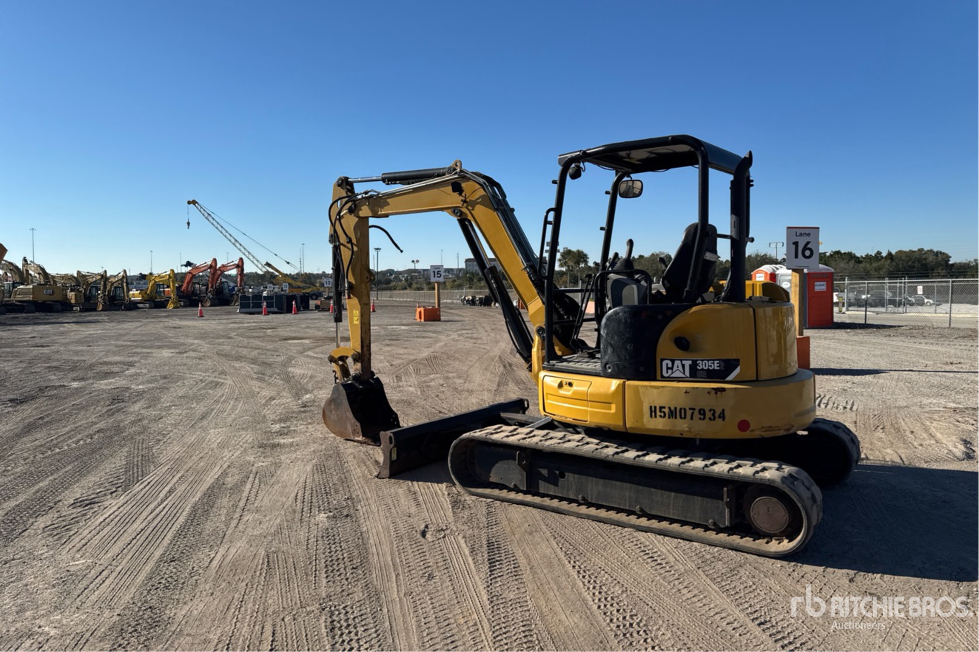 Aspect général with Image, coin arrière gauche