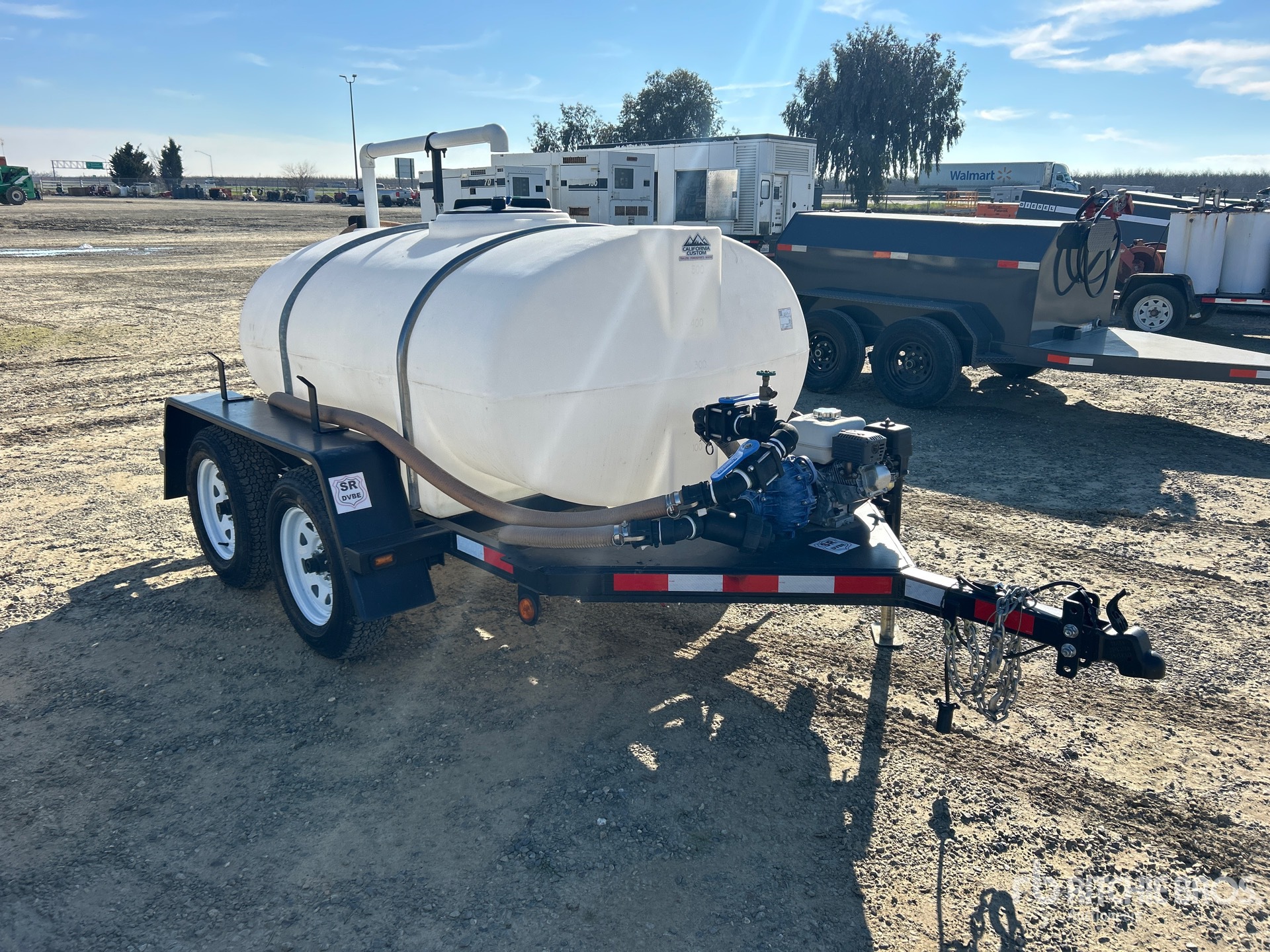 General Appearance with Bild, Ecke vorne rechts