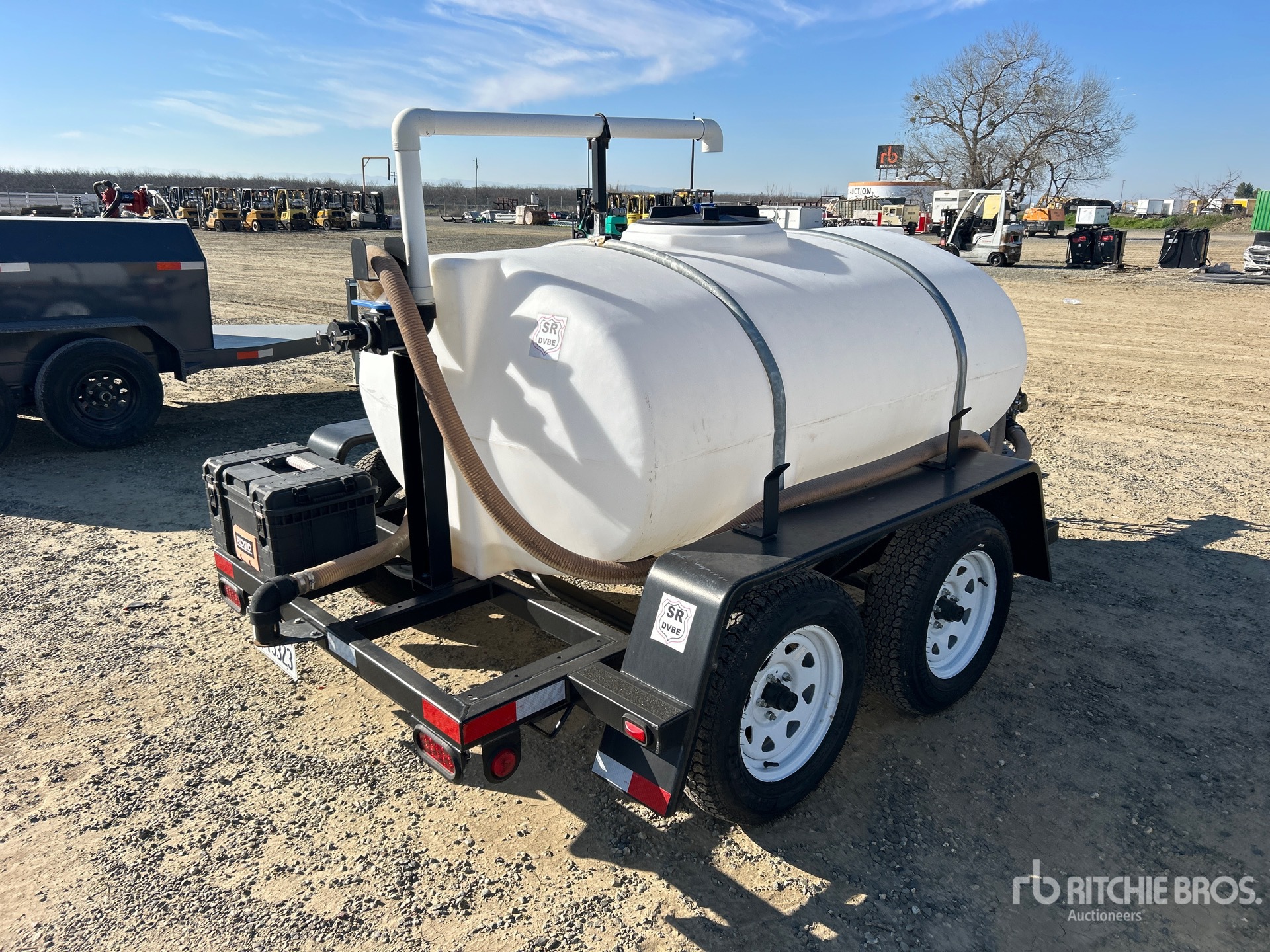 General Appearance with Bild, Ecke hinten rechts