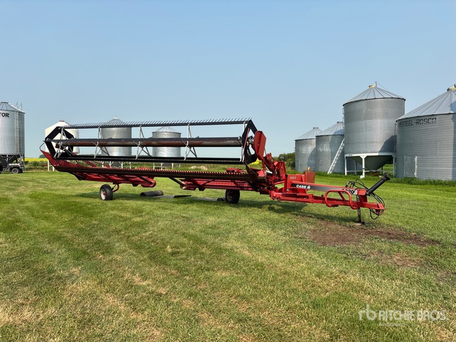 1999 Case IH 8220 Windrower