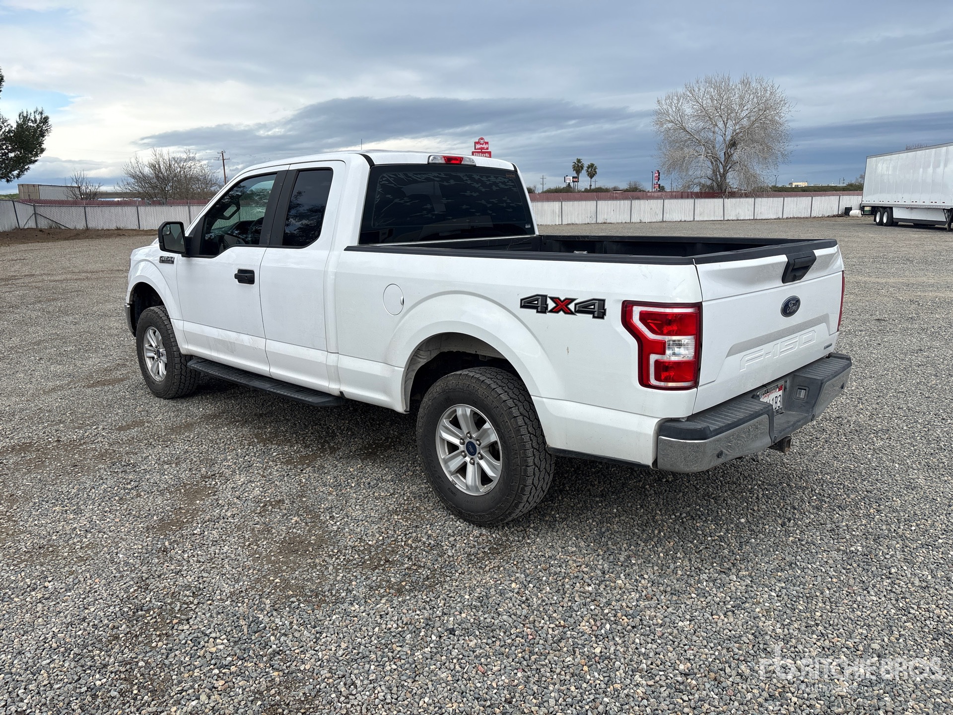 General Appearance with Picture, Left Rear Corner