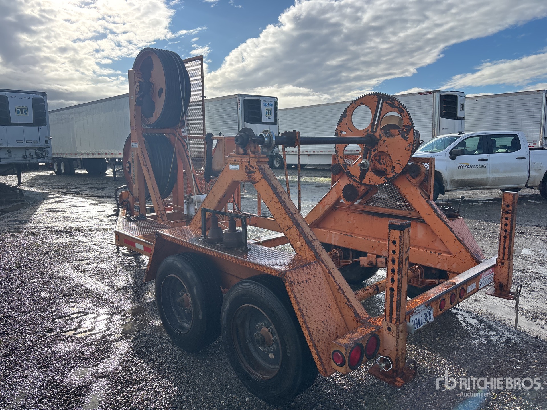 General Appearance with Picture, Left Rear Corner